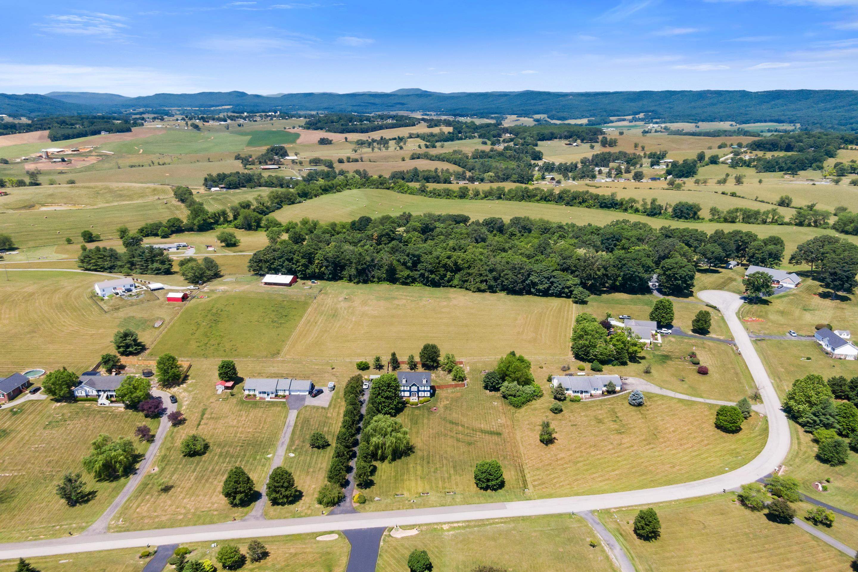 5323 Crossbow Drive Pulaski VA 24301