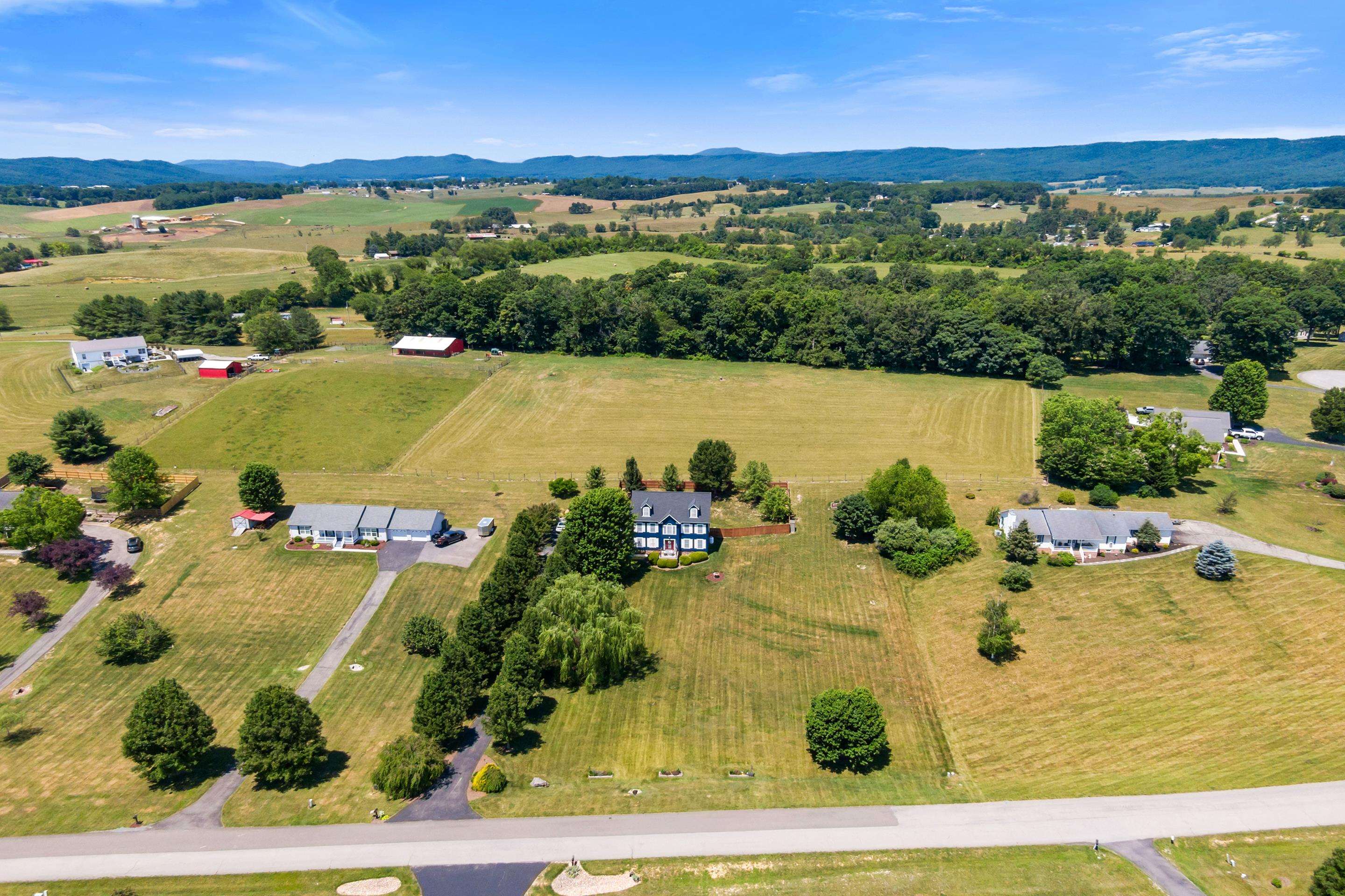 5323 Crossbow Drive Pulaski VA 24301