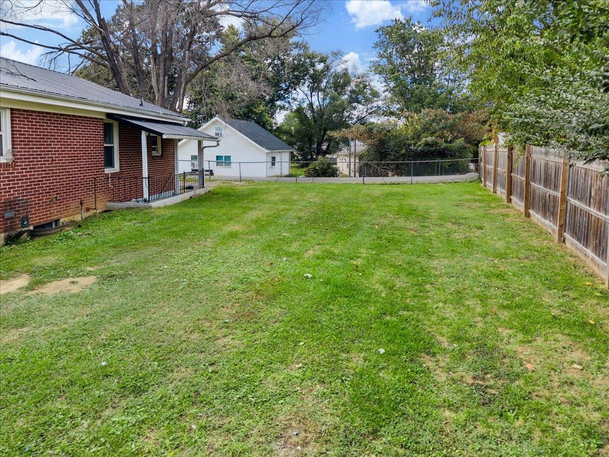 133 West Avenue Dublin VA 24084