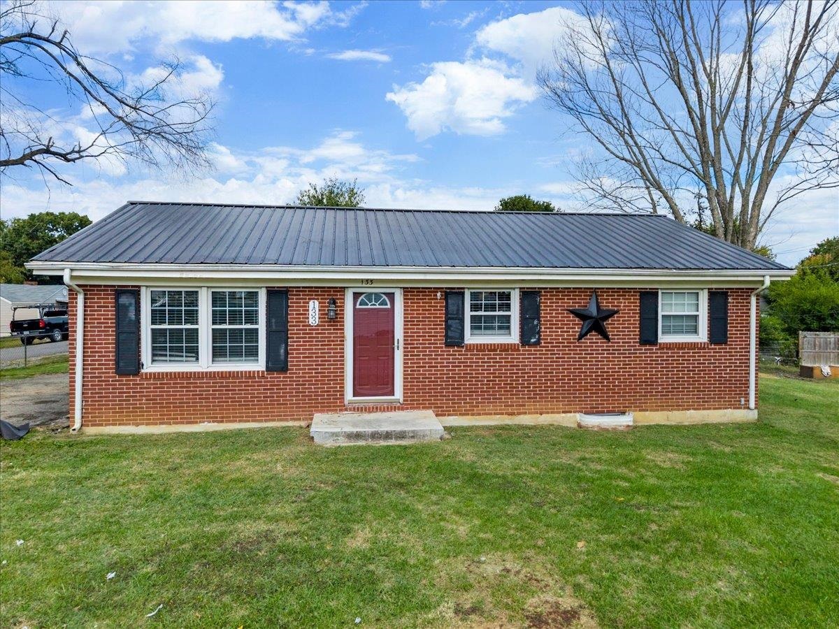 133 West Avenue Dublin VA 24084