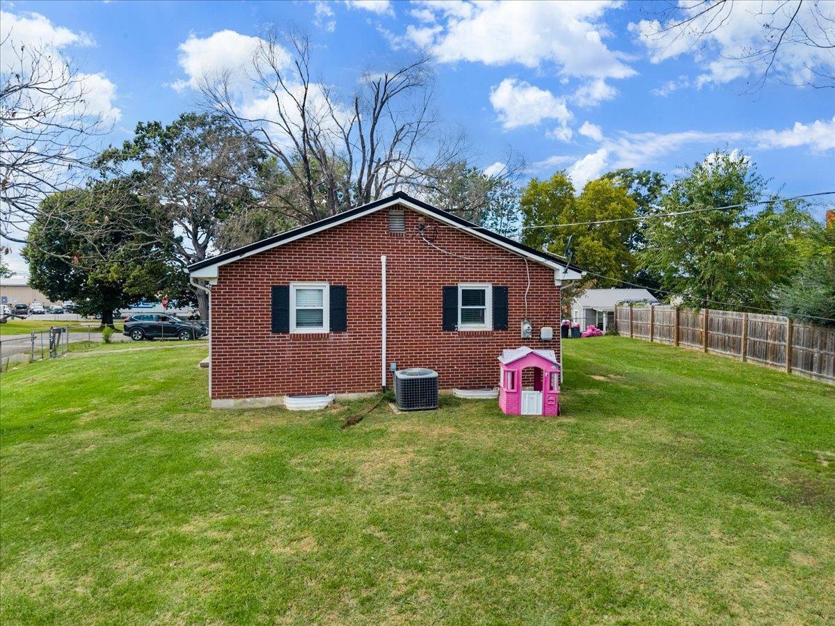 133 West Avenue Dublin VA 24084