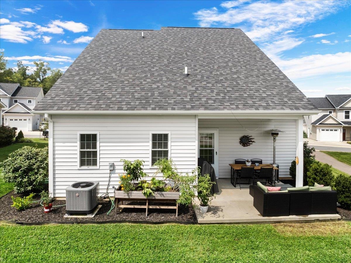 335 Bernies Way Elliston VA 24087