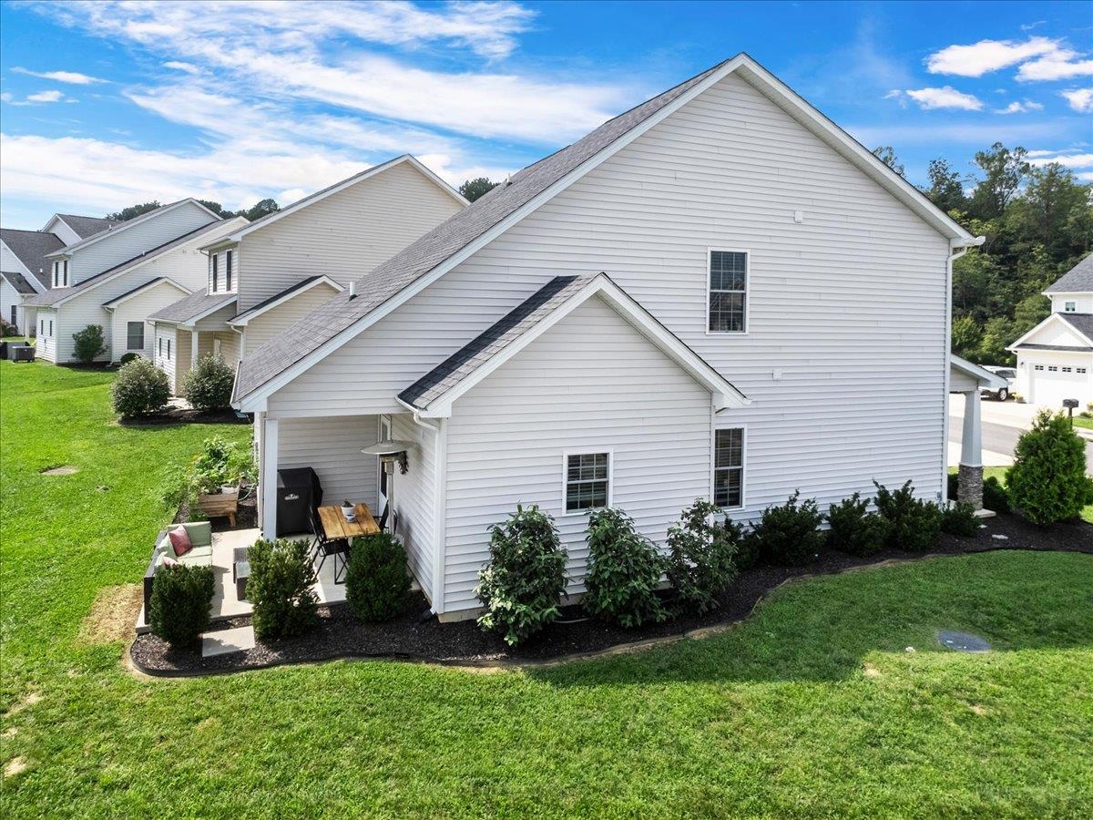 335 Bernies Way Elliston VA 24087
