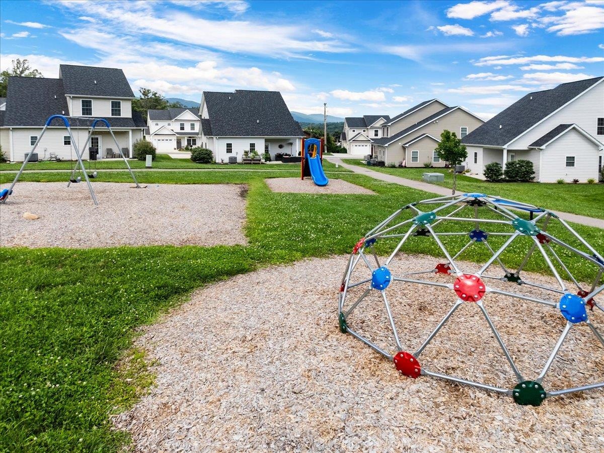 335 Bernies Way Elliston VA 24087