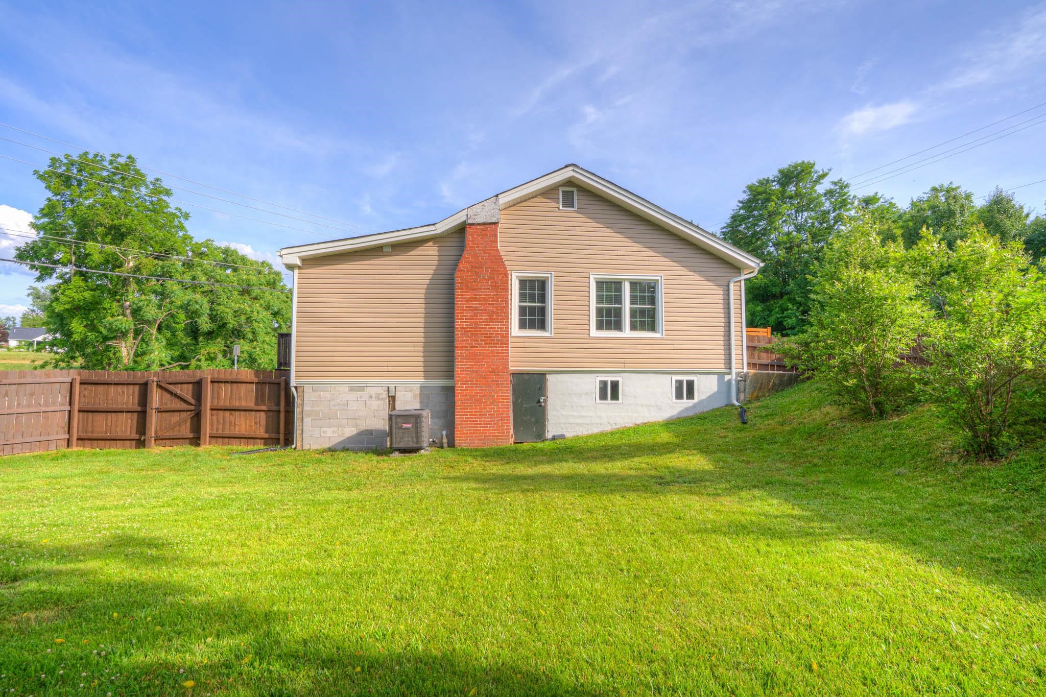 1215 Moose Drive Christiansburg VA 24073