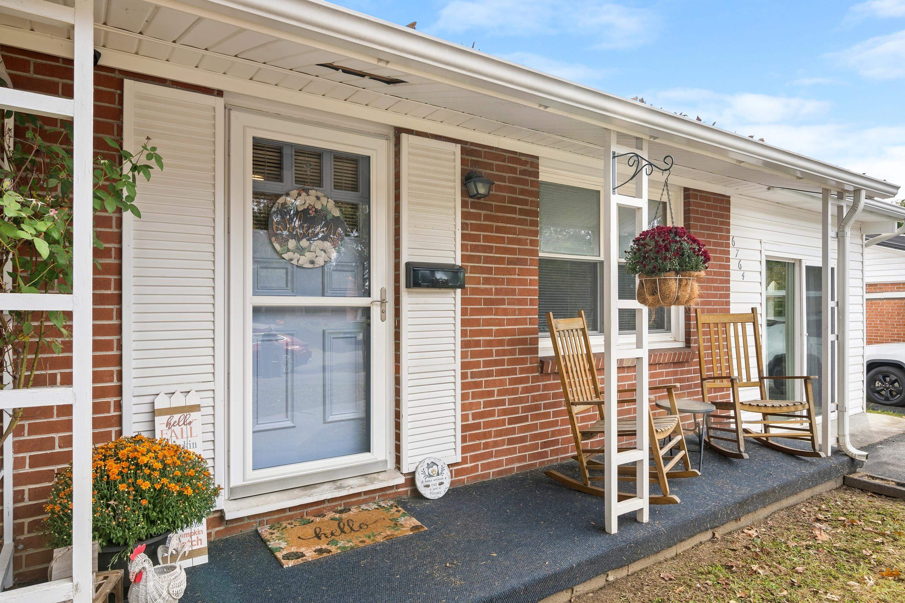 6764 Washington Avenue Fairlawn VA 24141
