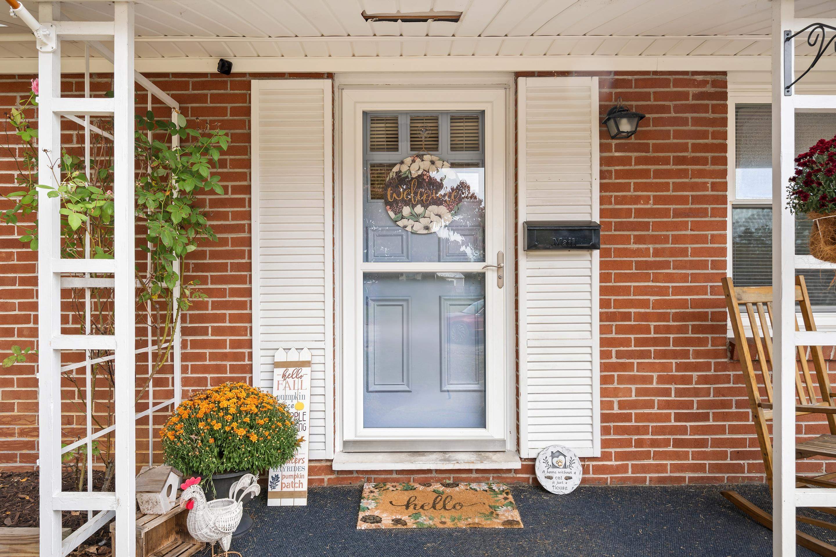 6764 Washington Avenue Fairlawn VA 24141