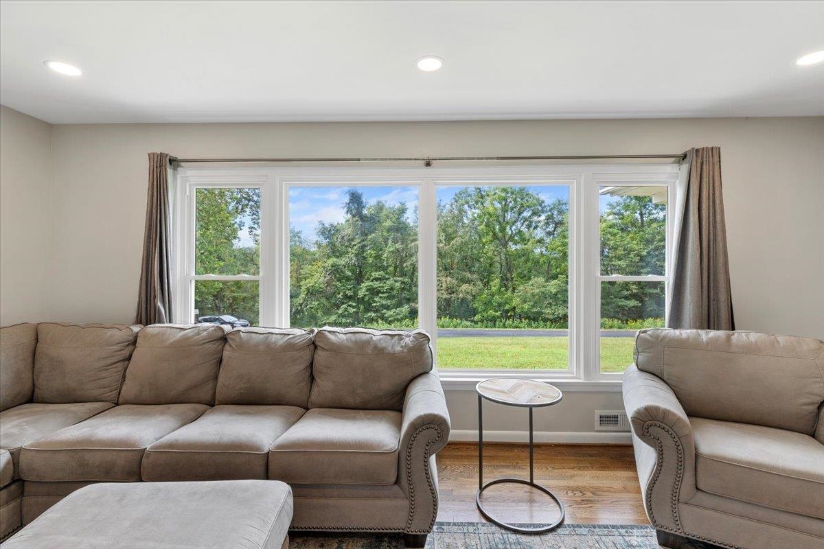 103 Riverview Street Pembroke VA 24136