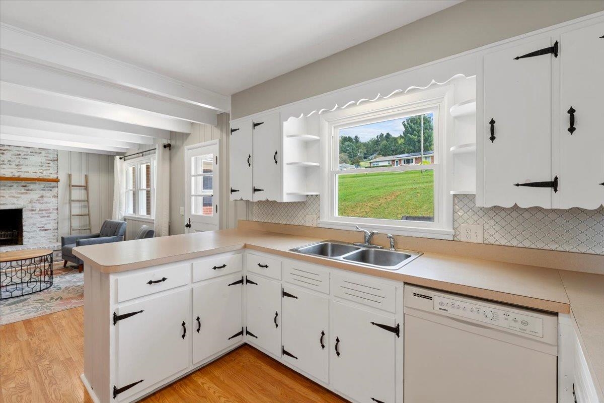103 Riverview Street Pembroke VA 24136