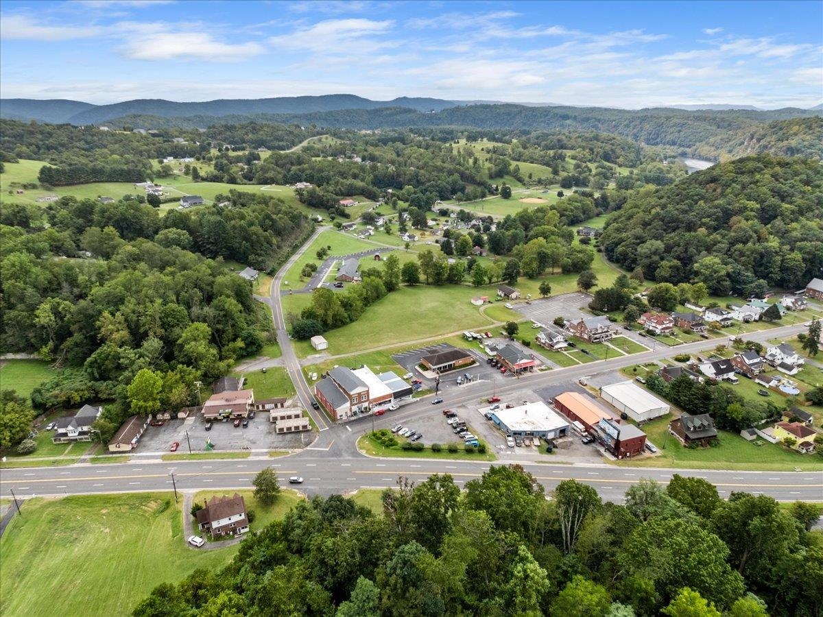 103 Riverview Street Pembroke VA 24136