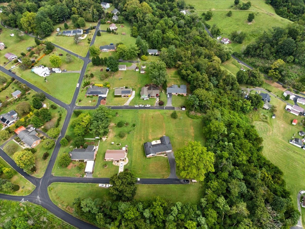 103 Riverview Street Pembroke VA 24136