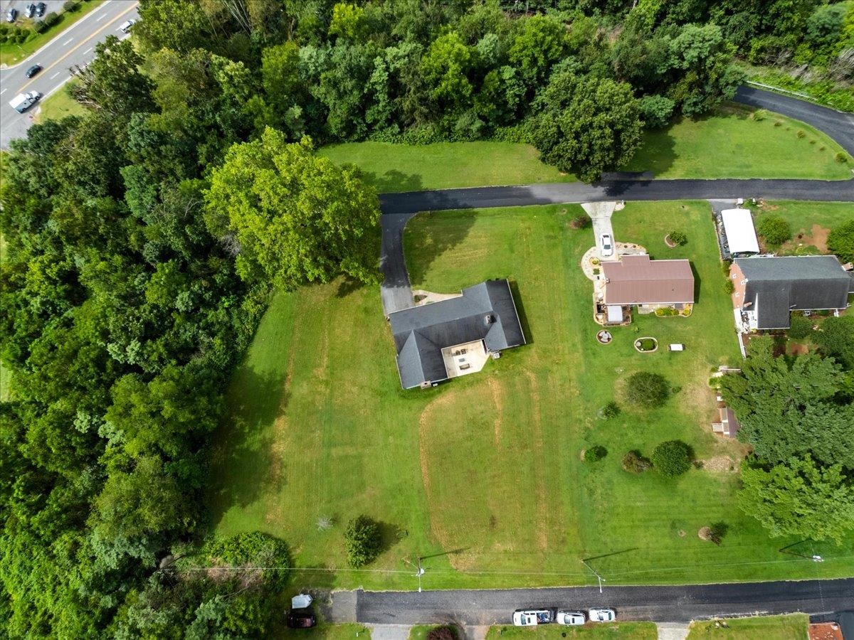103 Riverview Street Pembroke VA 24136