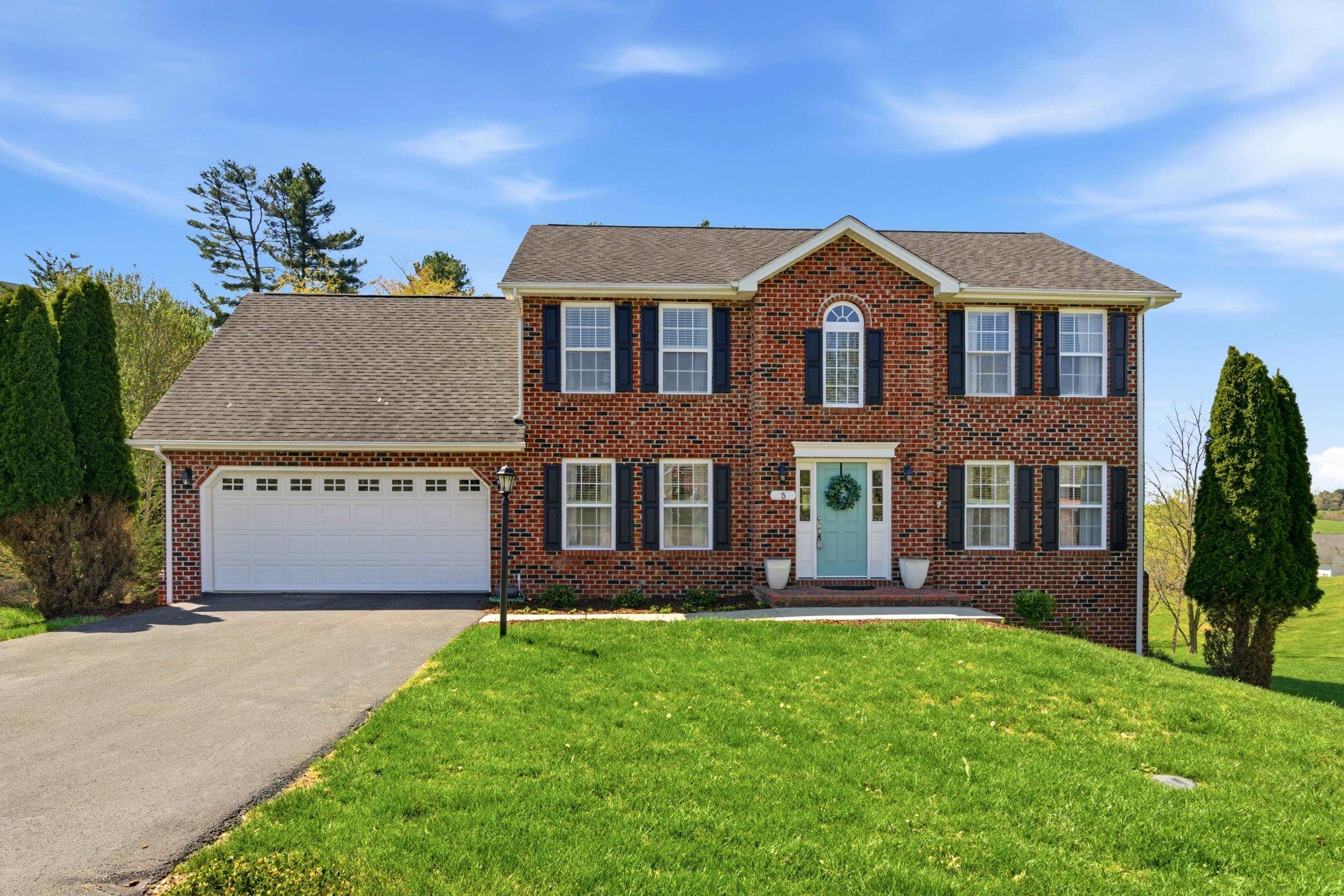 5 King Charles Court NW Christiansburg VA 24073