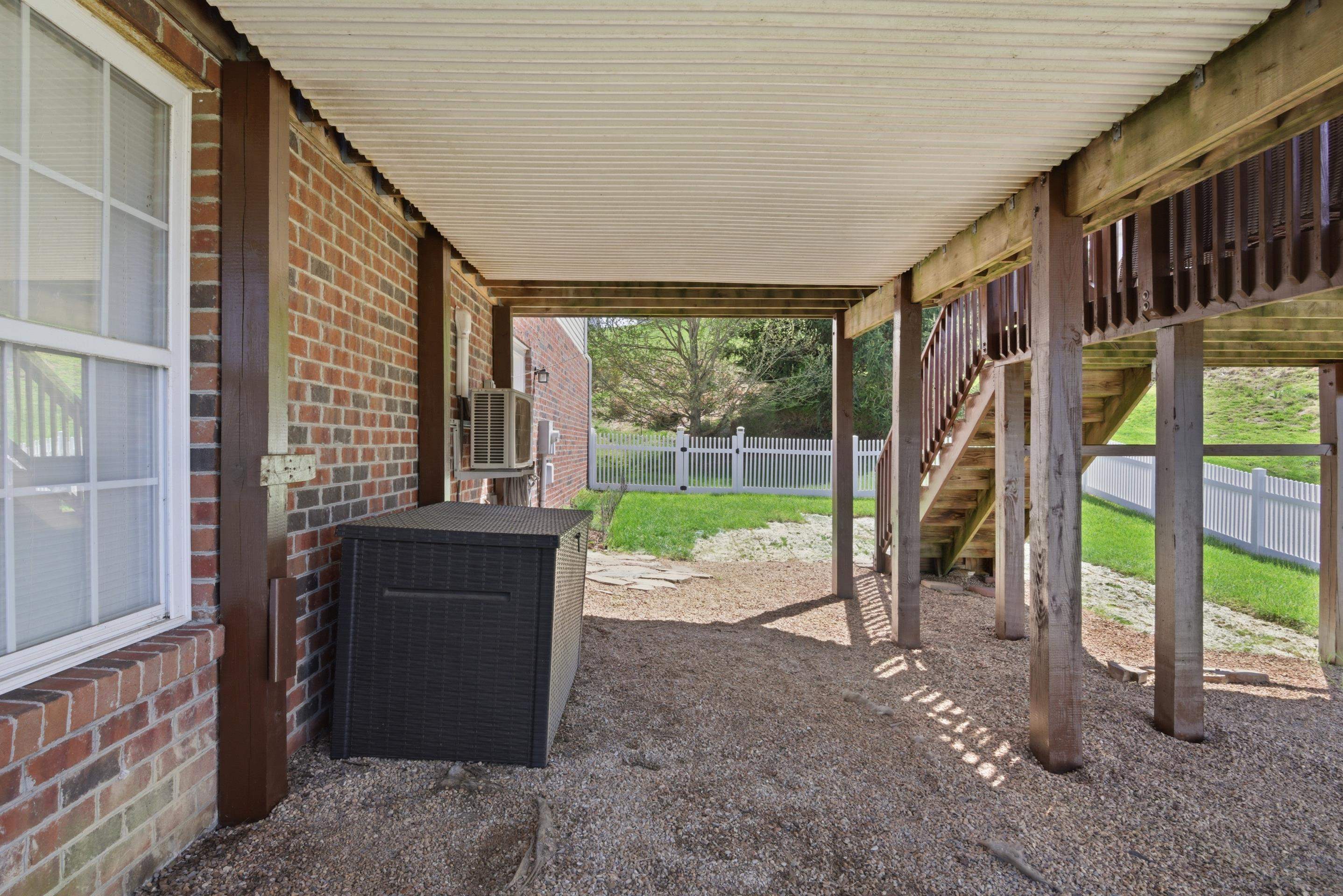 5 King Charles Court NW Christiansburg VA 24073