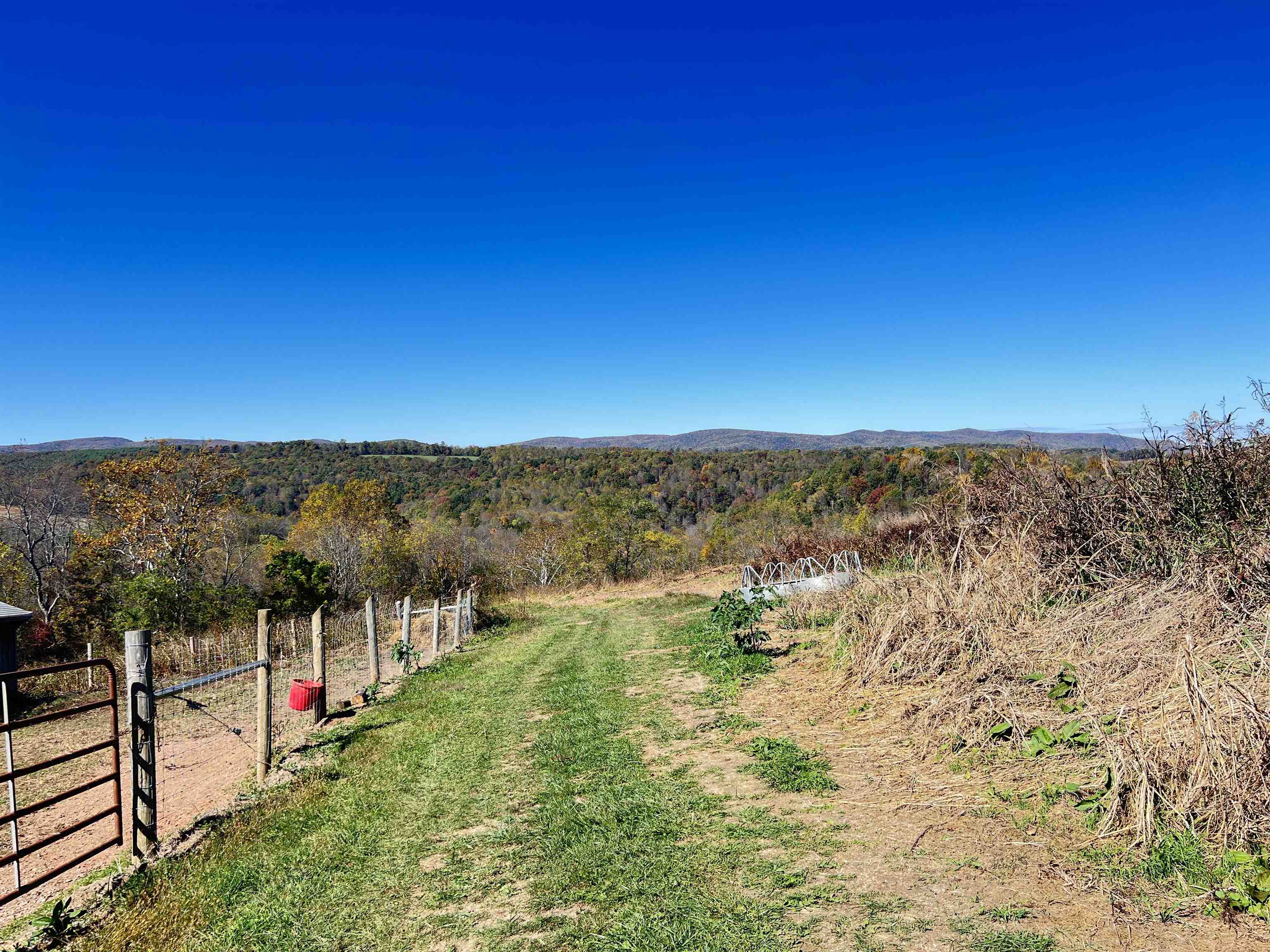 2616 Pope Roads Ivanhoe VA 24350