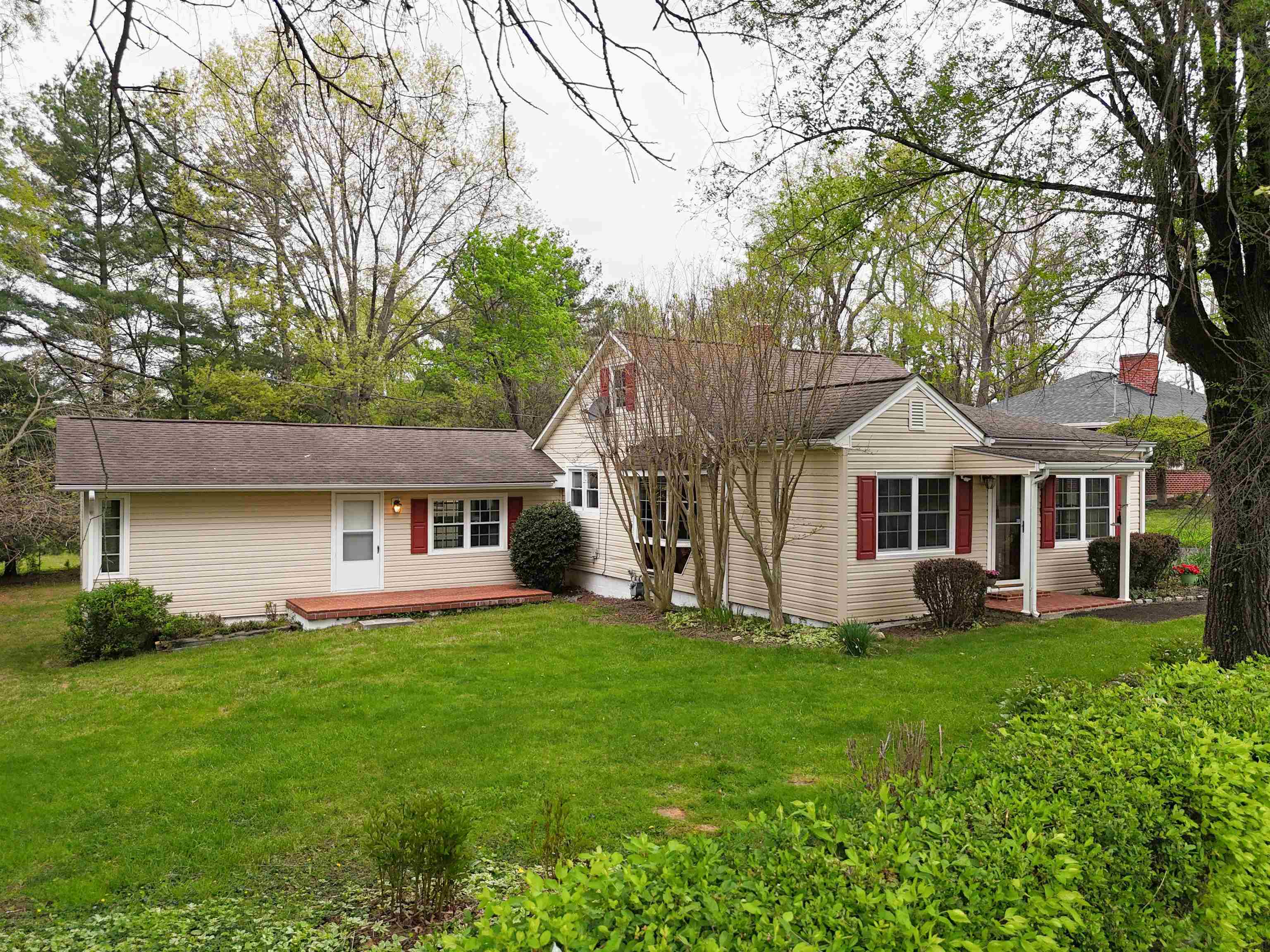 7449 Nicewander Way Fairlawn VA 24141