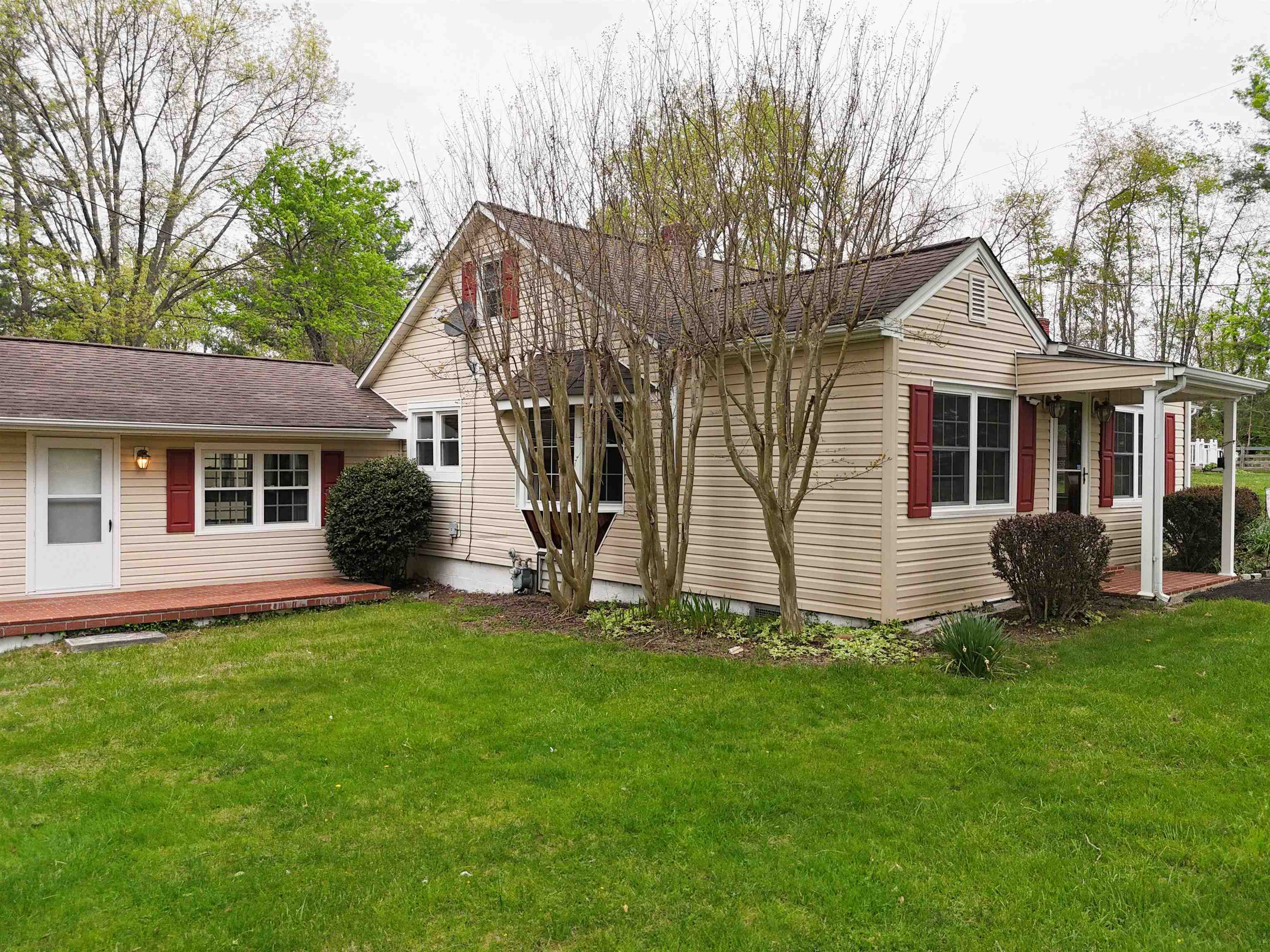 7449 Nicewander Way Fairlawn VA 24141