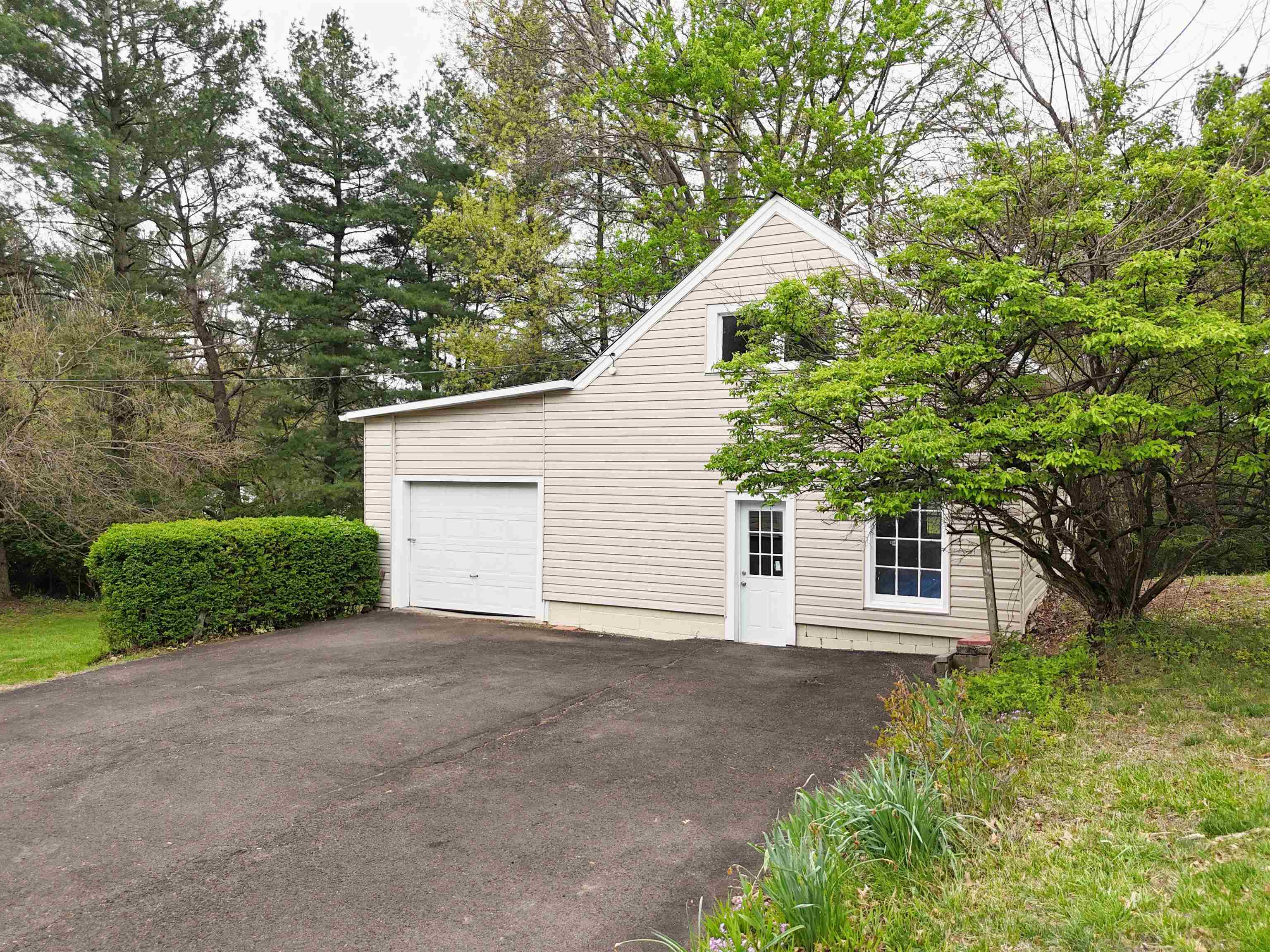 7449 Nicewander Way Fairlawn VA 24141
