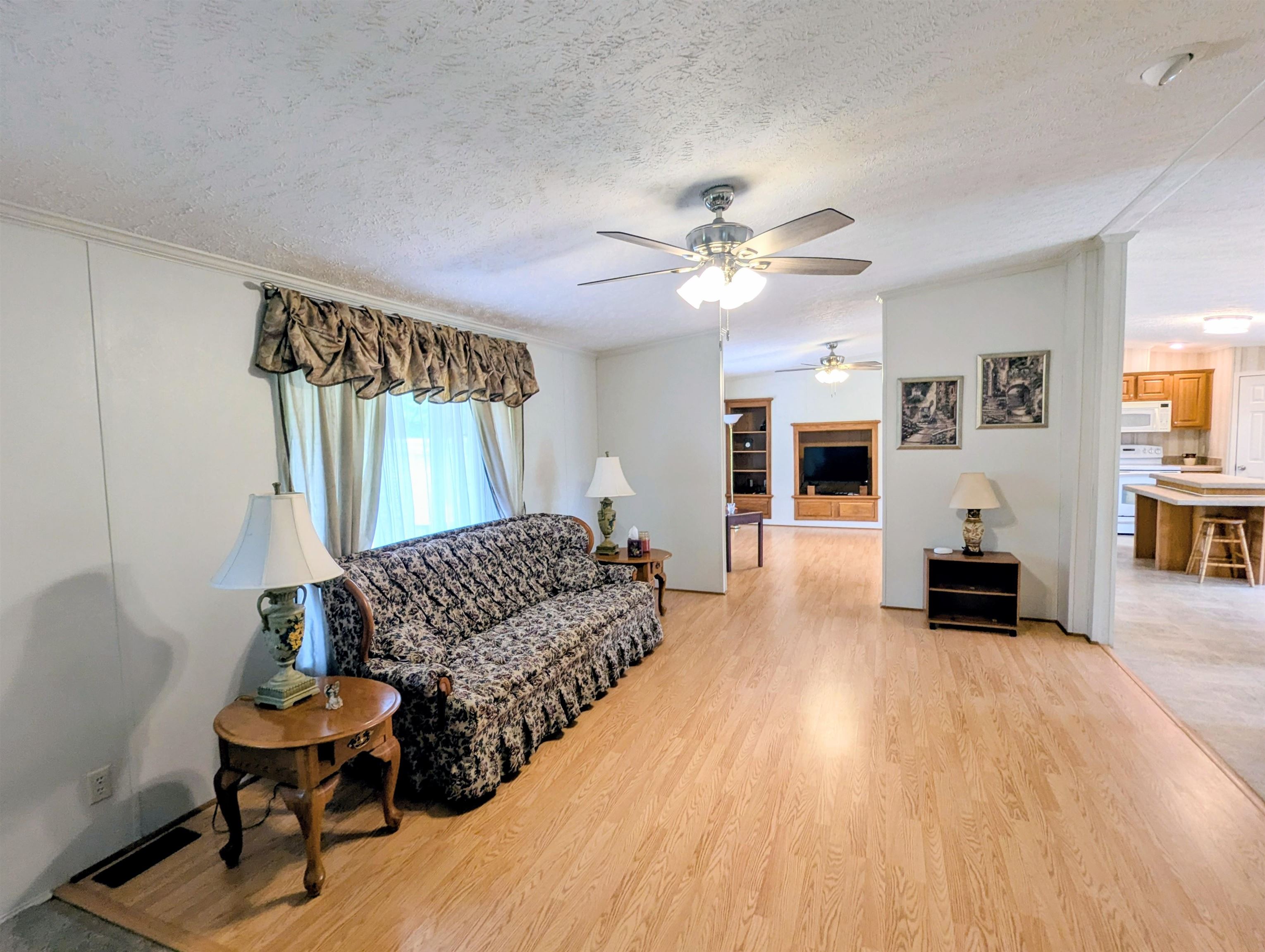 6272 Indian Valley Road Willis VA 24380