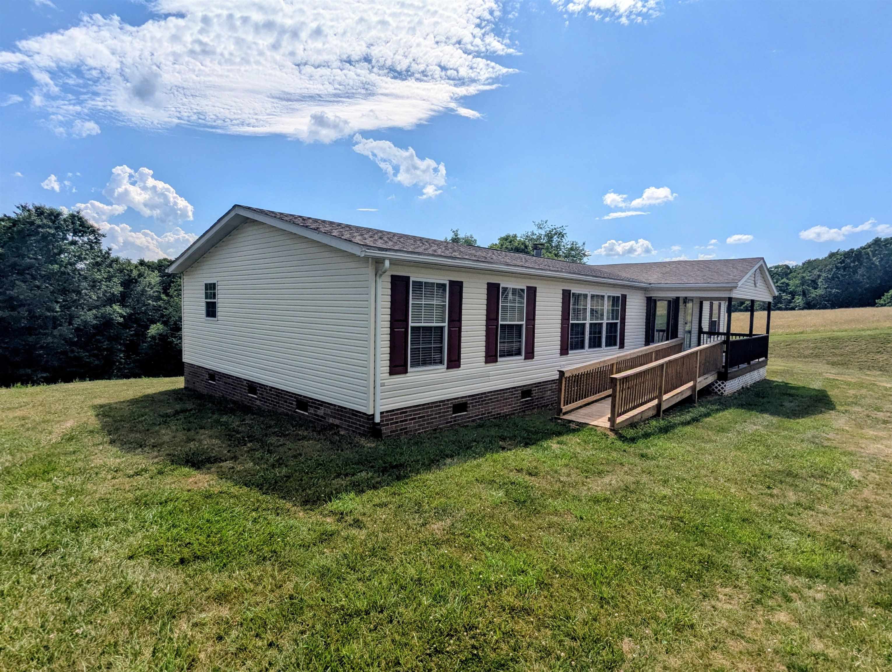 6272 Indian Valley Road Willis VA 24380