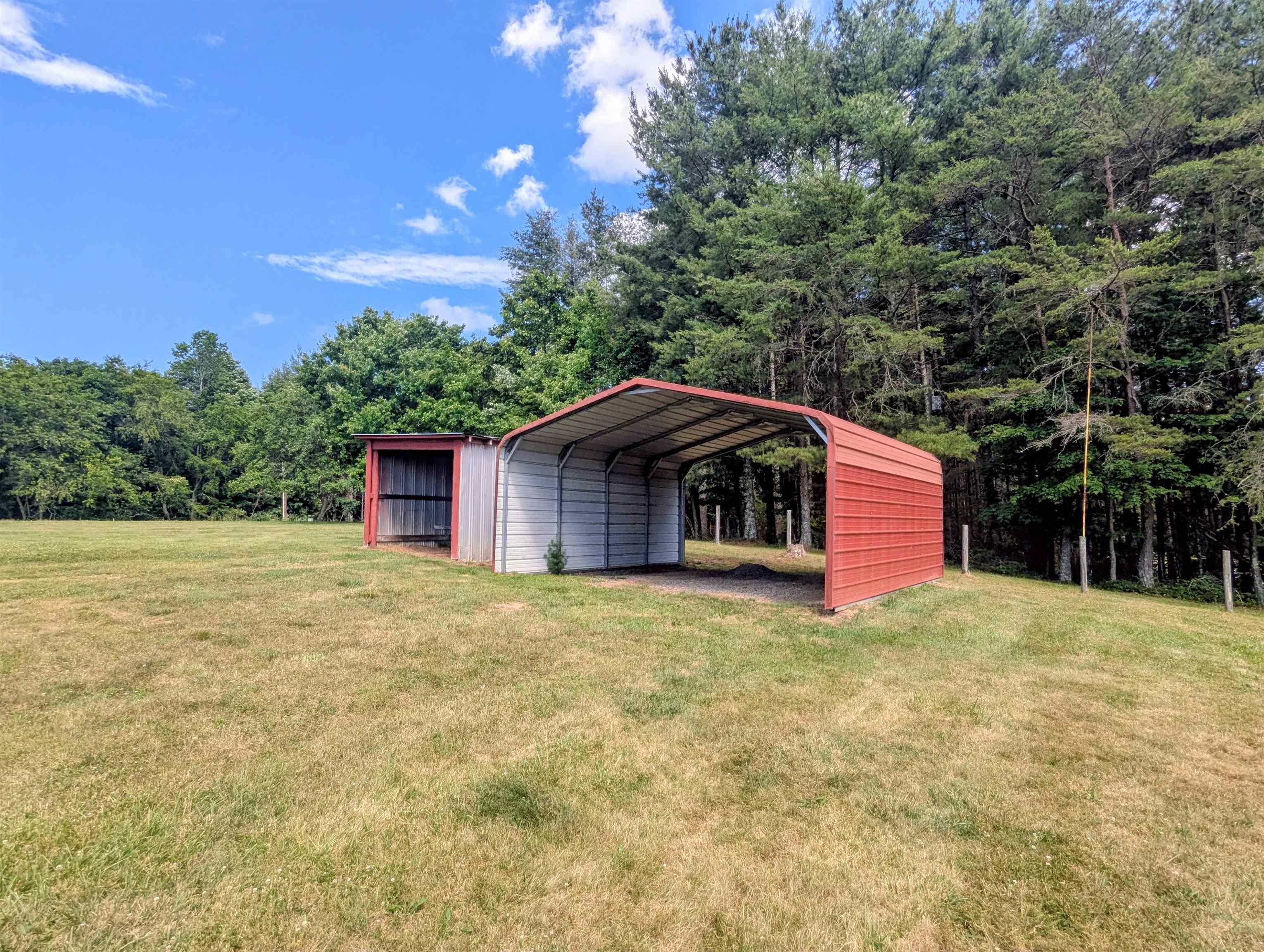 6272 Indian Valley Road Willis VA 24380