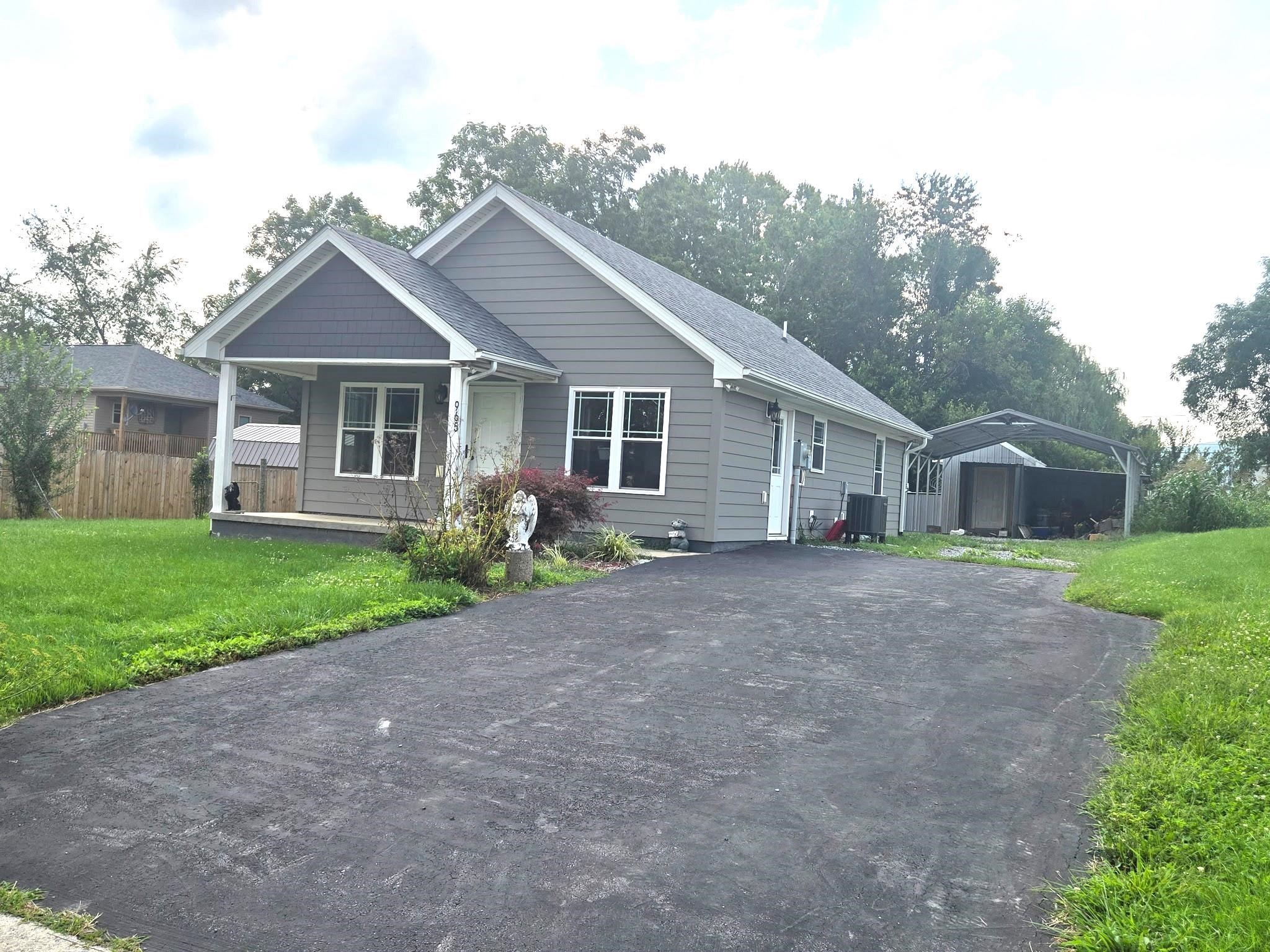 965 W Monroe Street Wytheville VA 24382