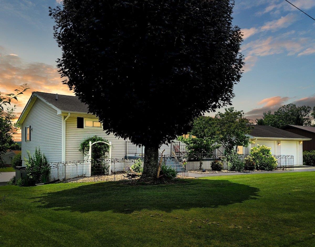 4752 Barton Drive Dublin VA 24084