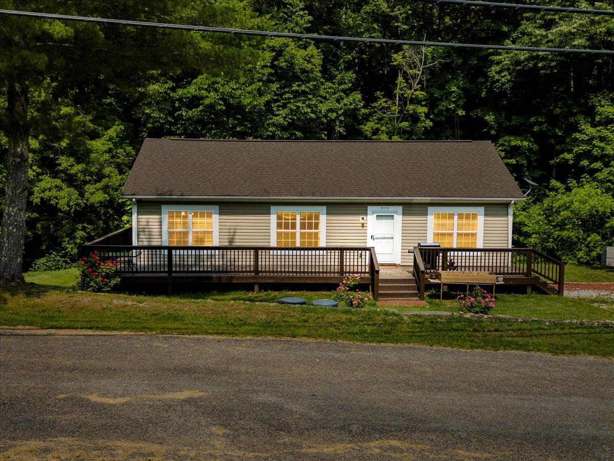 8379 Blackfish Drive Radford VA 24141