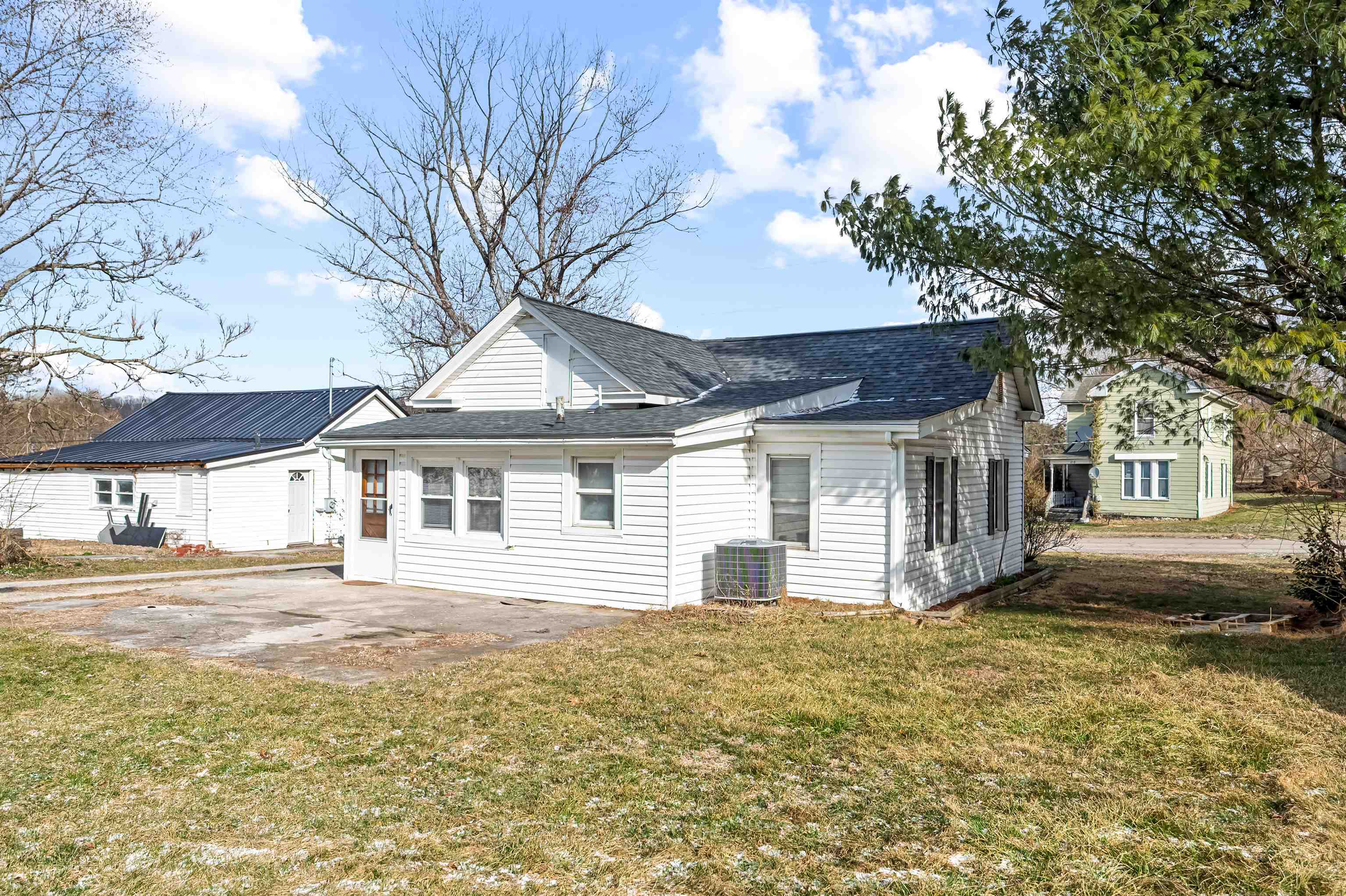 219 Denby Street Radford VA 24141