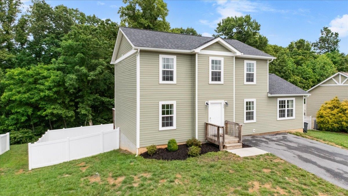 135 Prairie View Lane Pembroke VA 24136