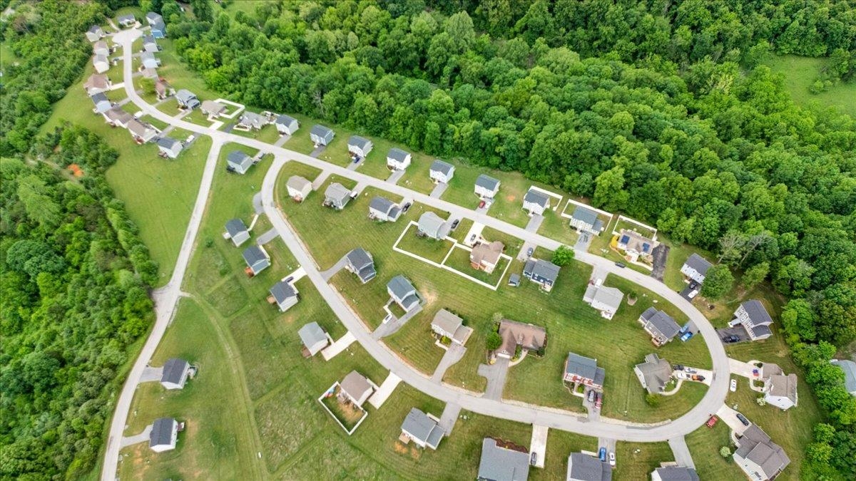 135 Prairie View Lane Pembroke VA 24136
