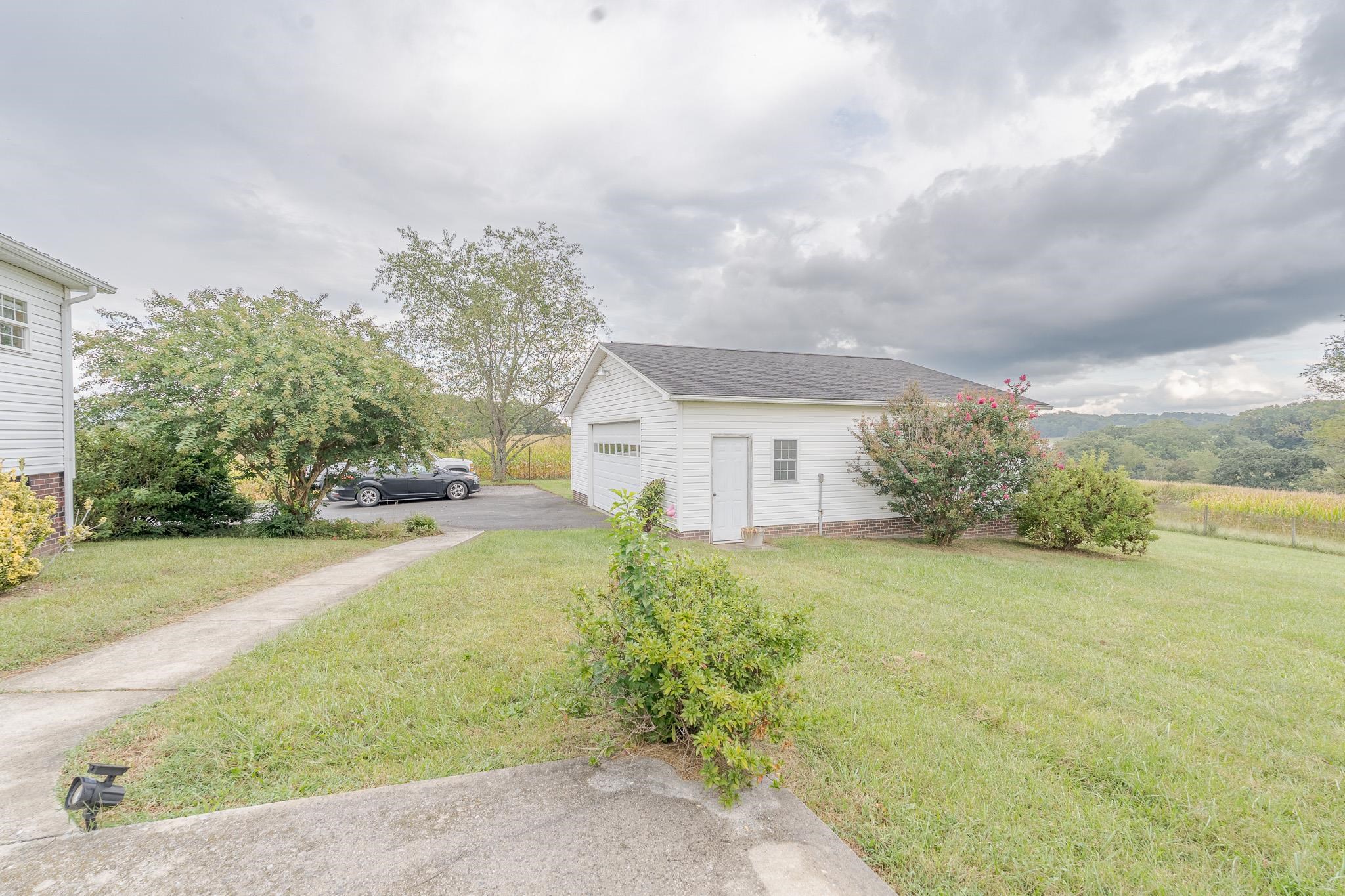 768 Ivanhoe Road Max Meadows VA 24360
