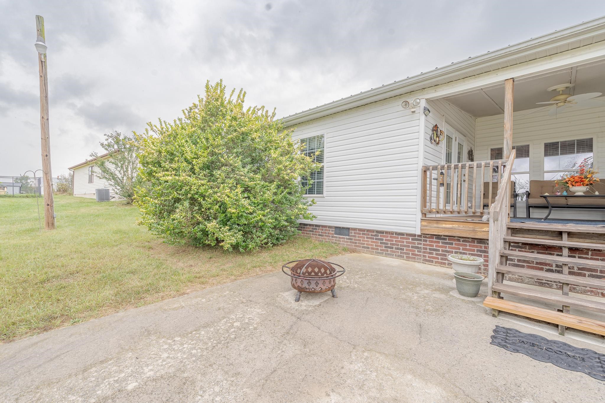 768 Ivanhoe Road Max Meadows VA 24360
