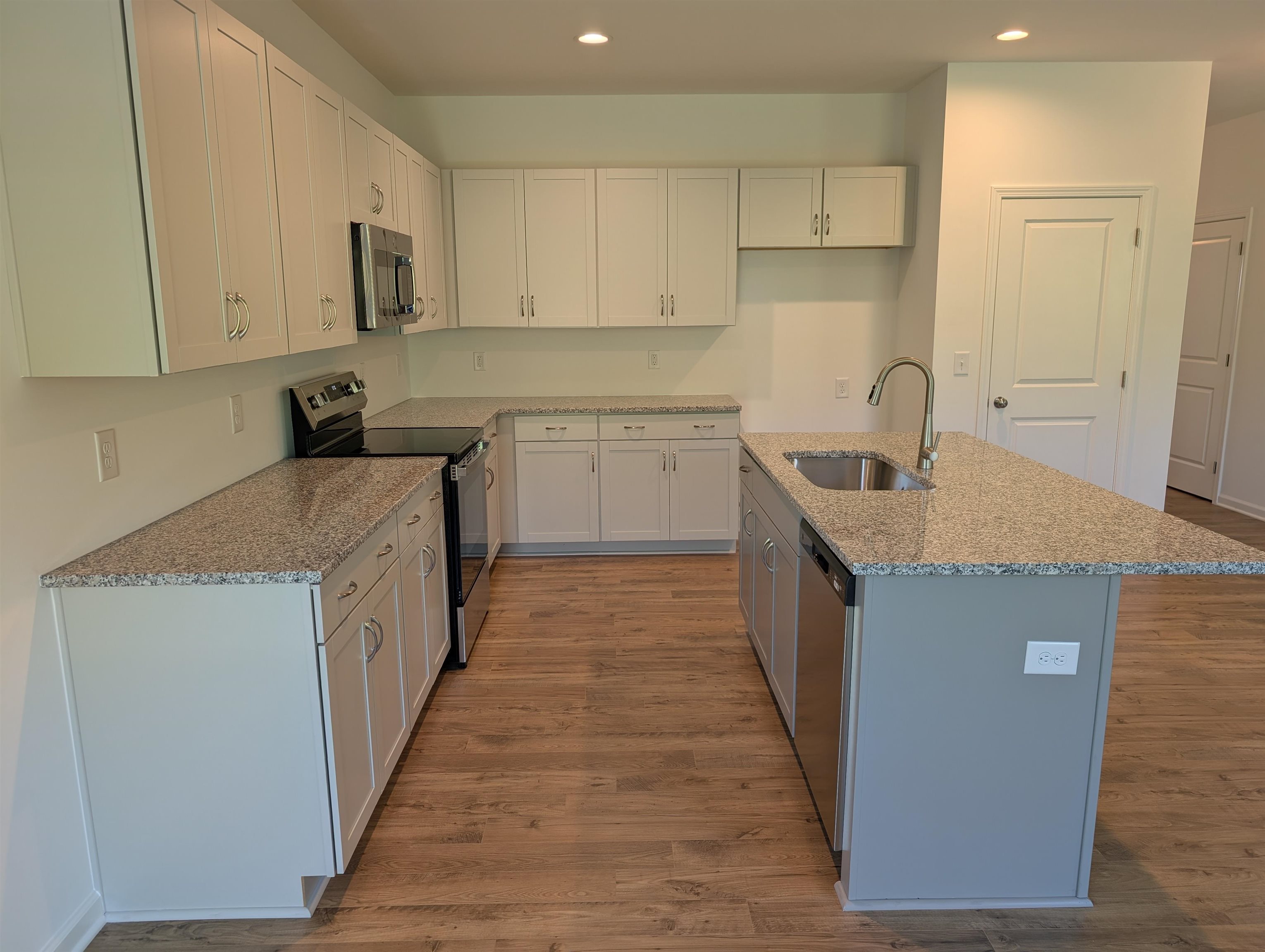 7431 King's Pointe Drive Radford VA 24141