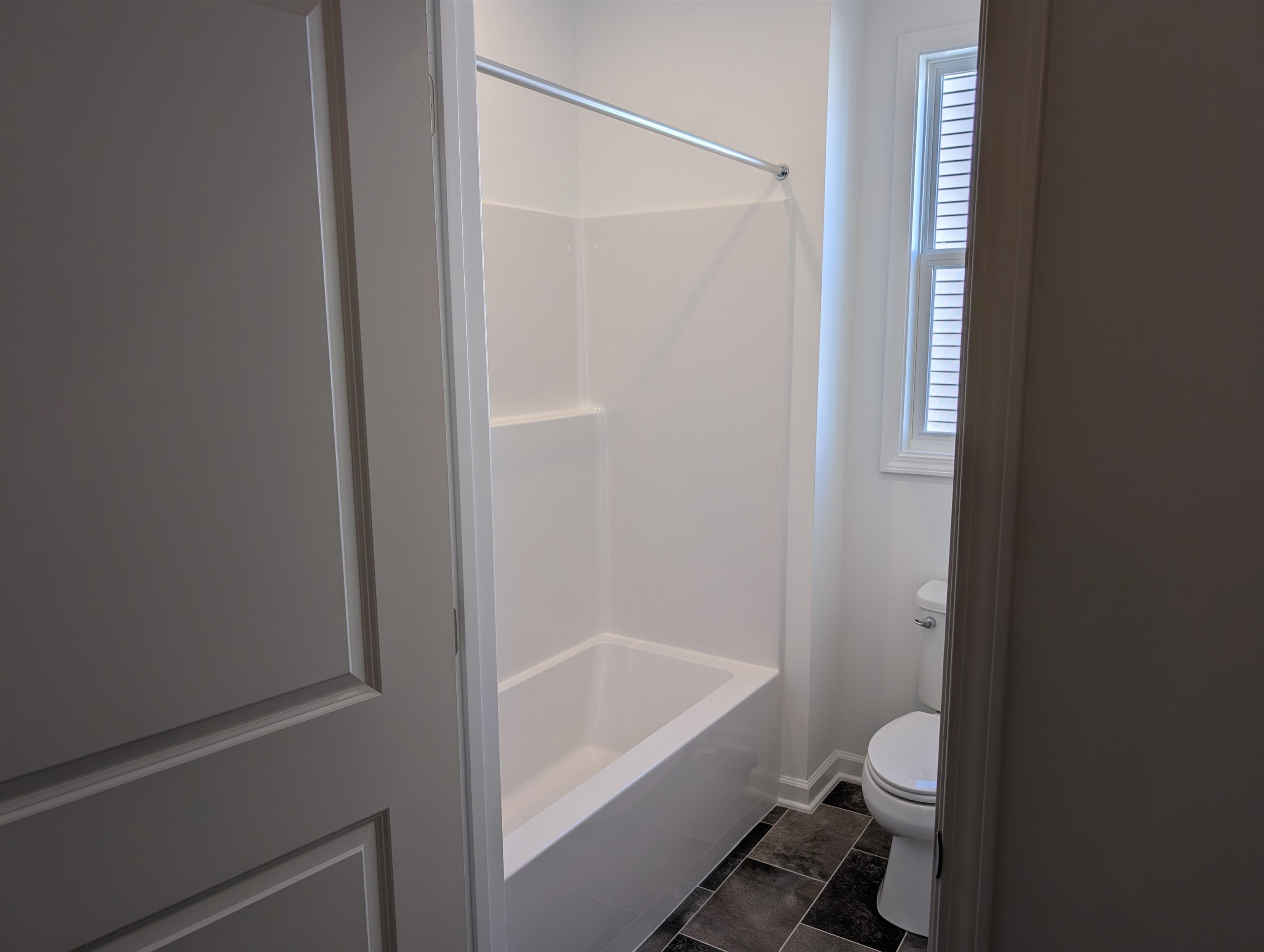 7431 King's Pointe Drive Radford VA 24141