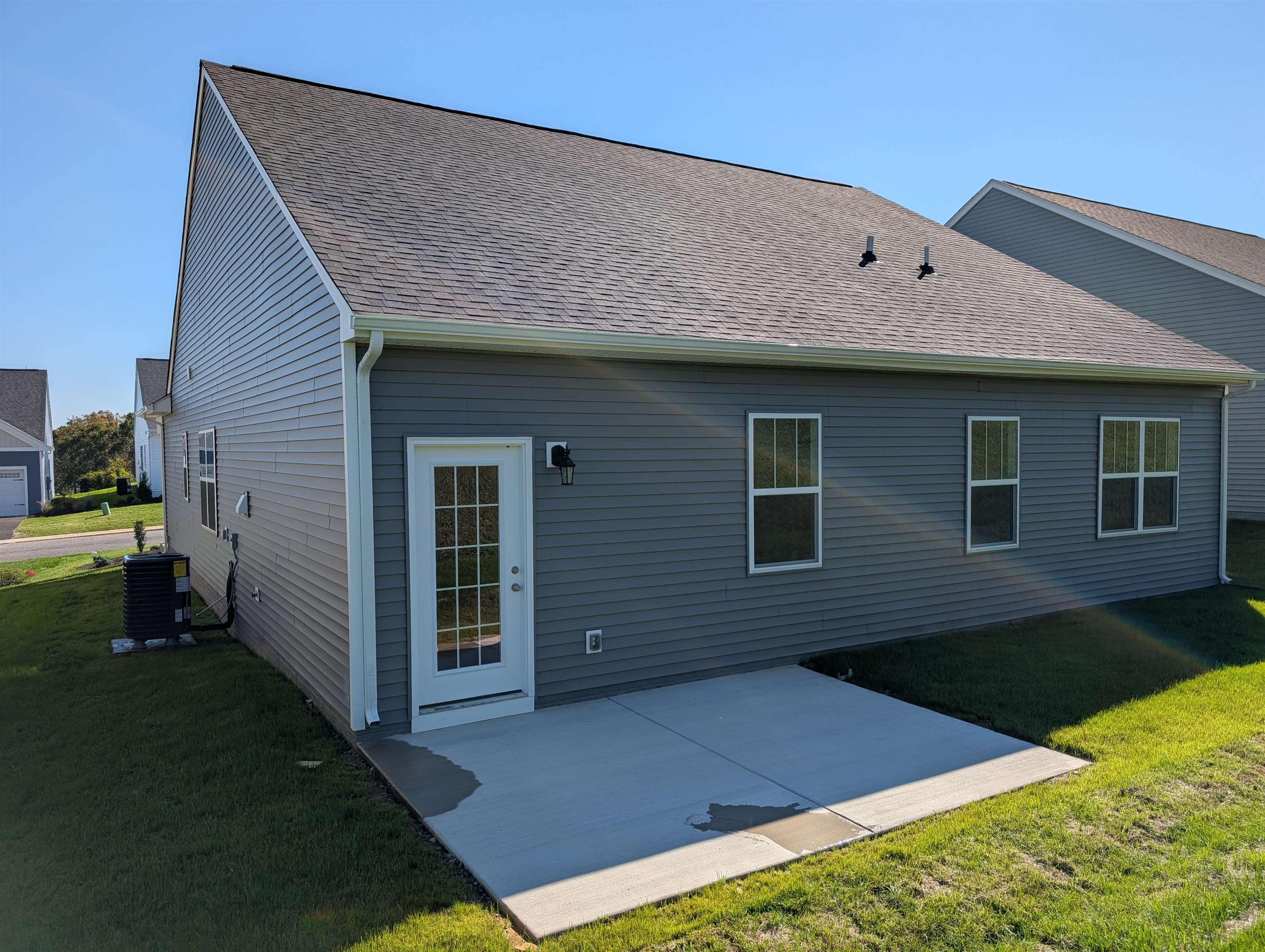 7431 King's Pointe Drive Radford VA 24141