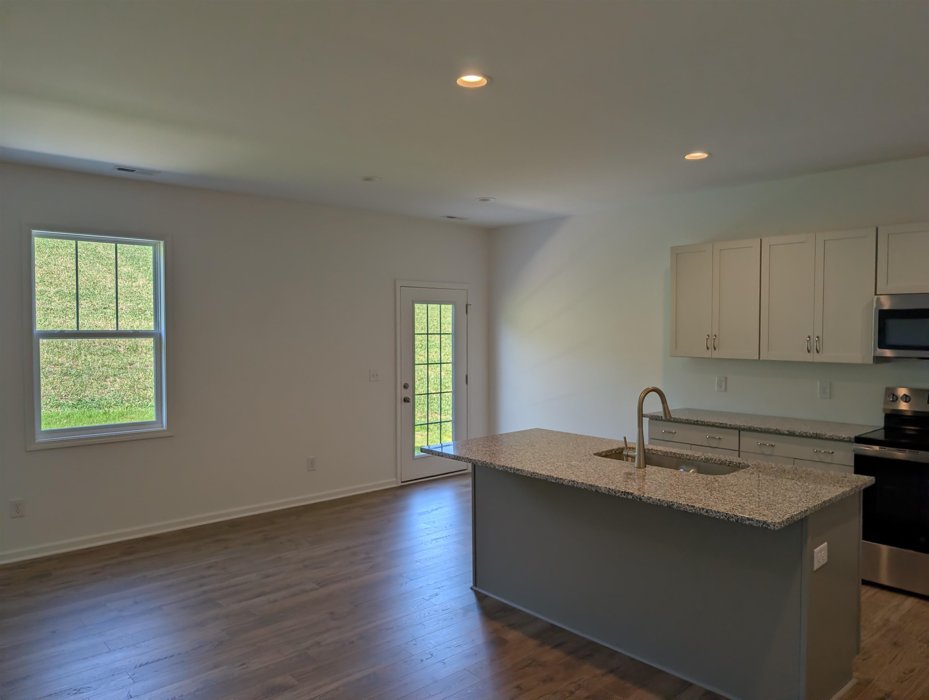 7431 King's Pointe Drive Radford VA 24141