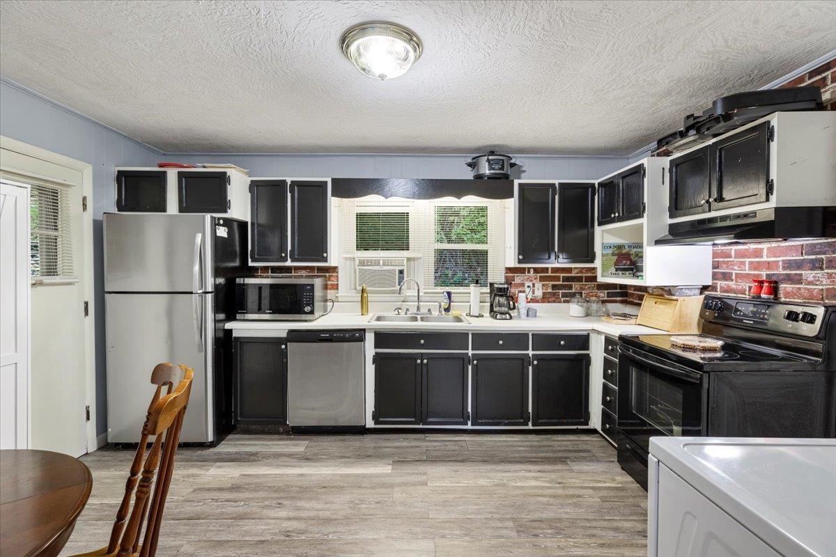 508 College Street Narrows VA 24124