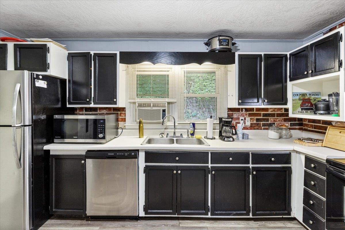 508 College Street Narrows VA 24124