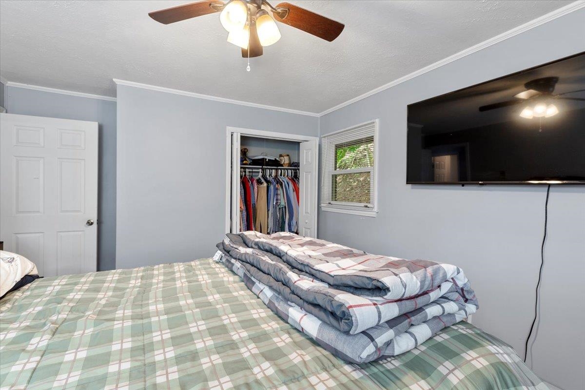 508 College Street Narrows VA 24124