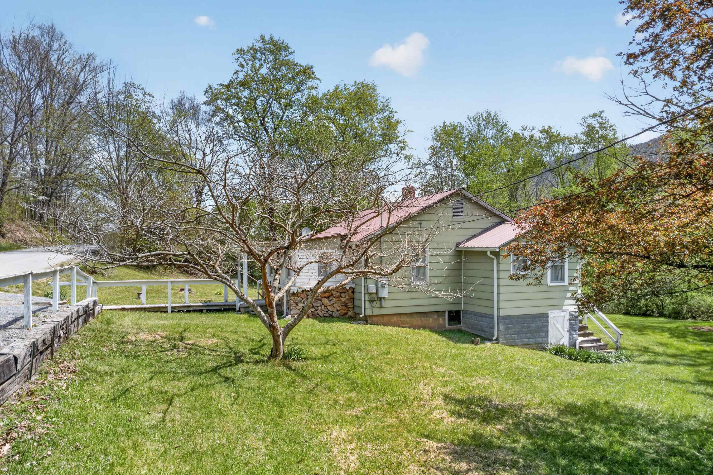 5600 Laurel Fork Road Rocky Gap VA 24366
