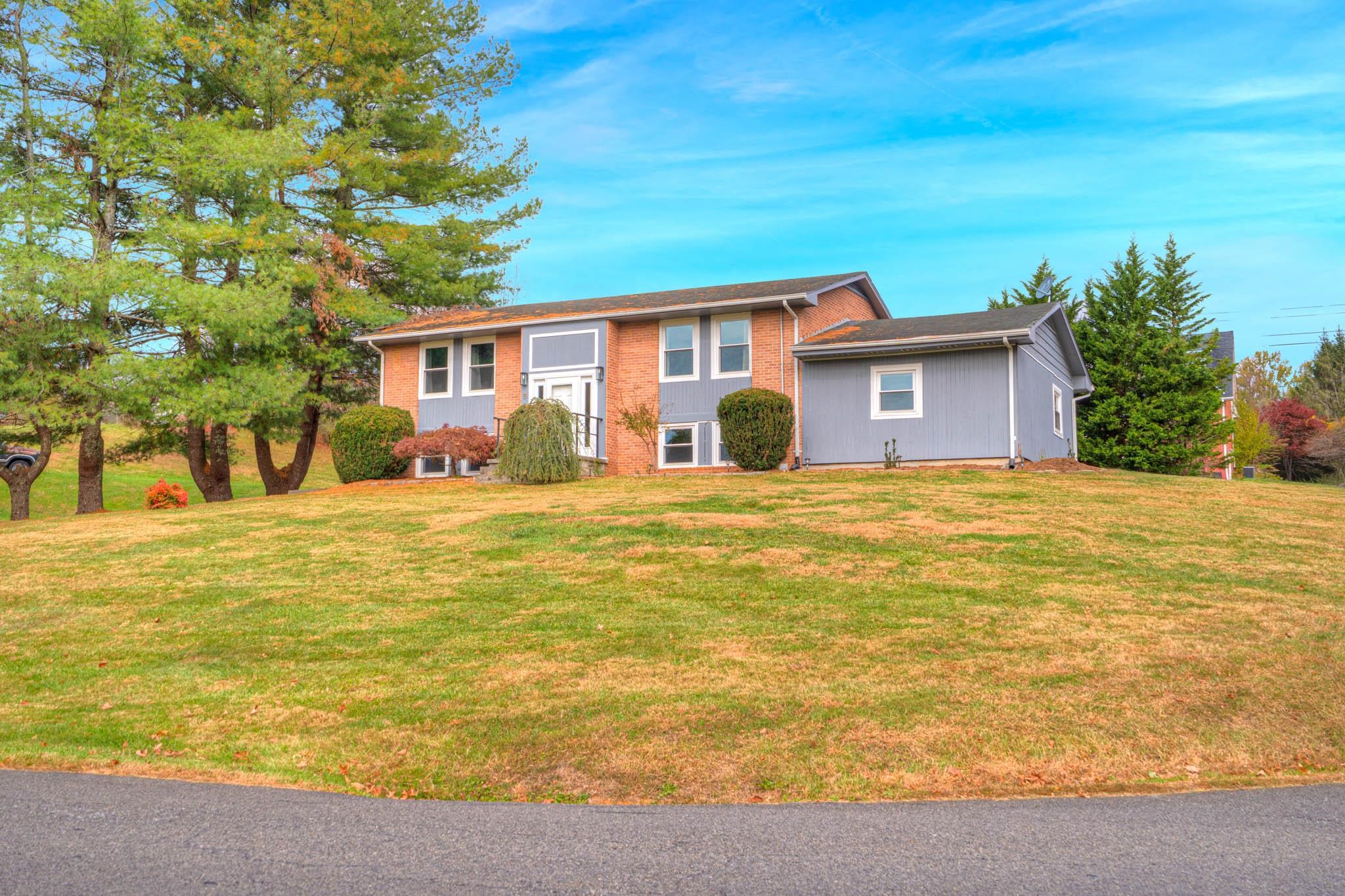 5 S Dudley Drive Christiansburg VA 24073