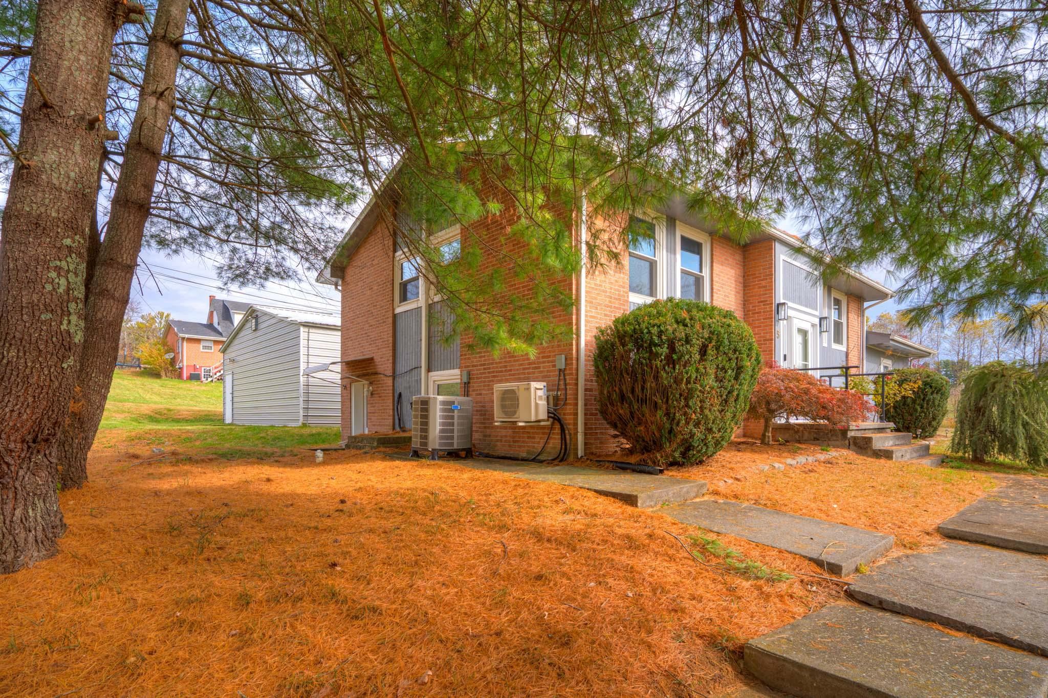 5 S Dudley Drive Christiansburg VA 24073