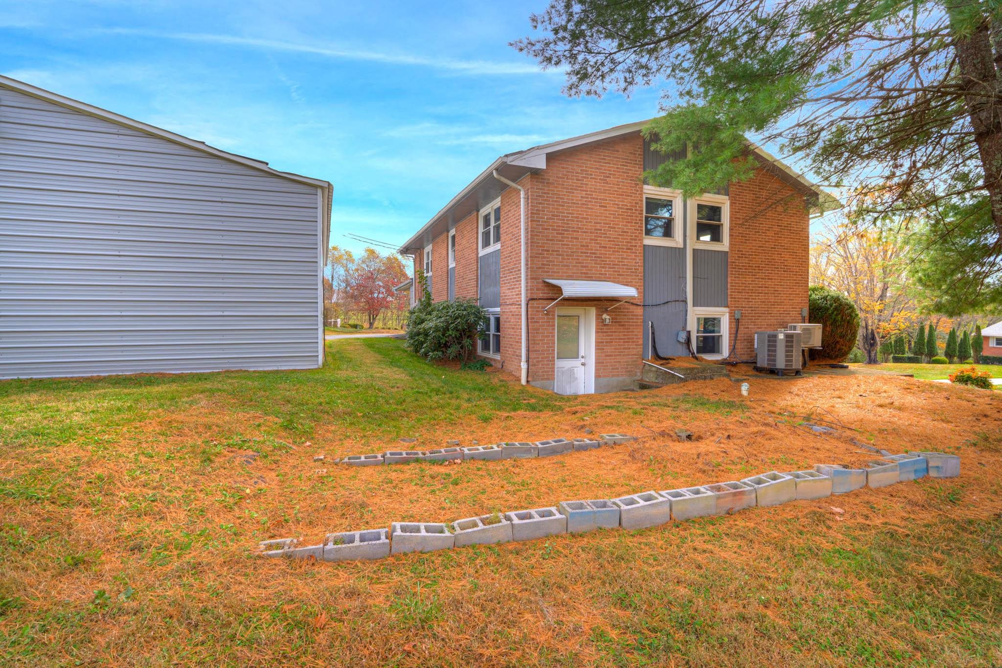 5 S Dudley Drive Christiansburg VA 24073