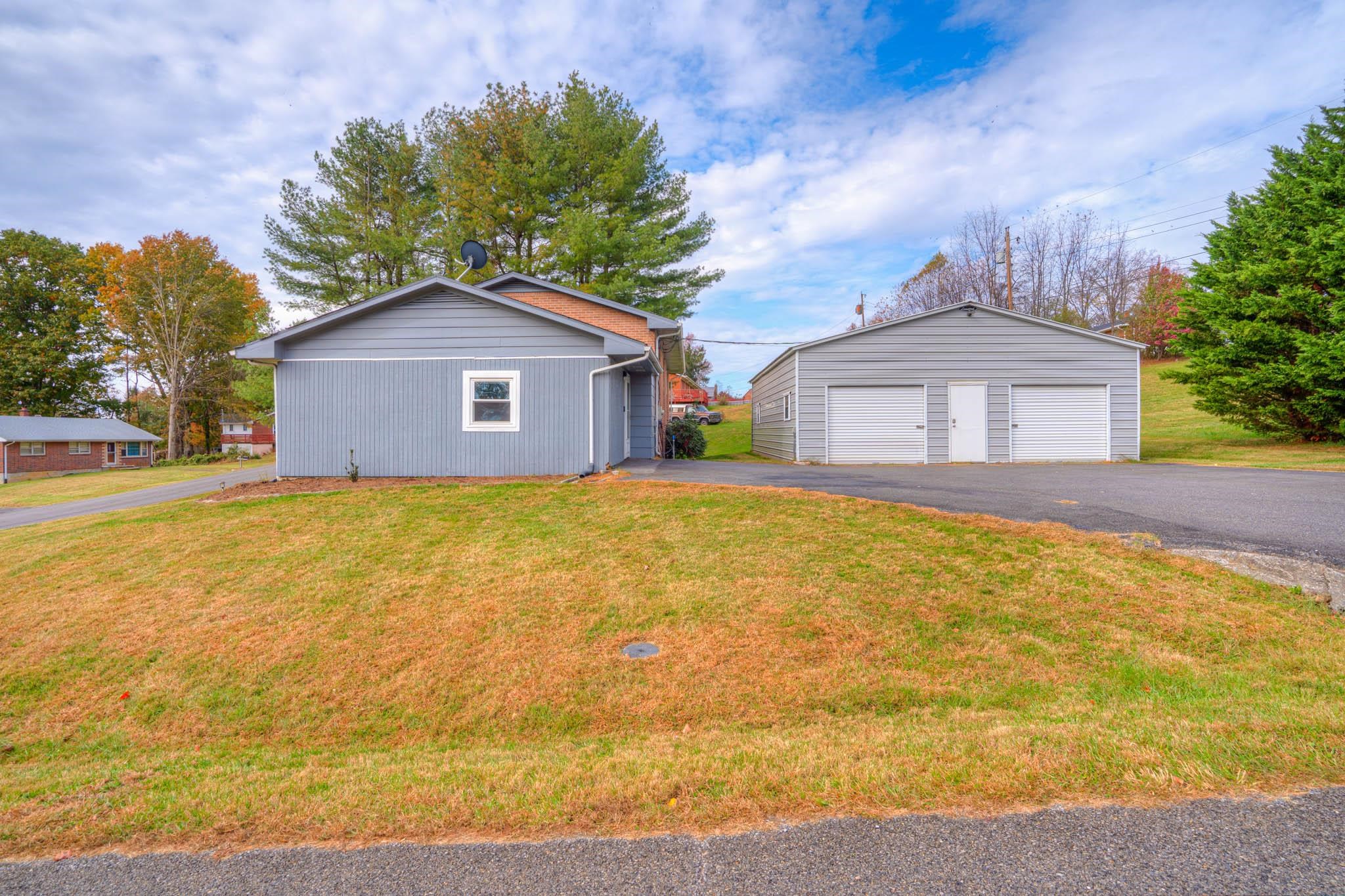 5 S Dudley Drive Christiansburg VA 24073