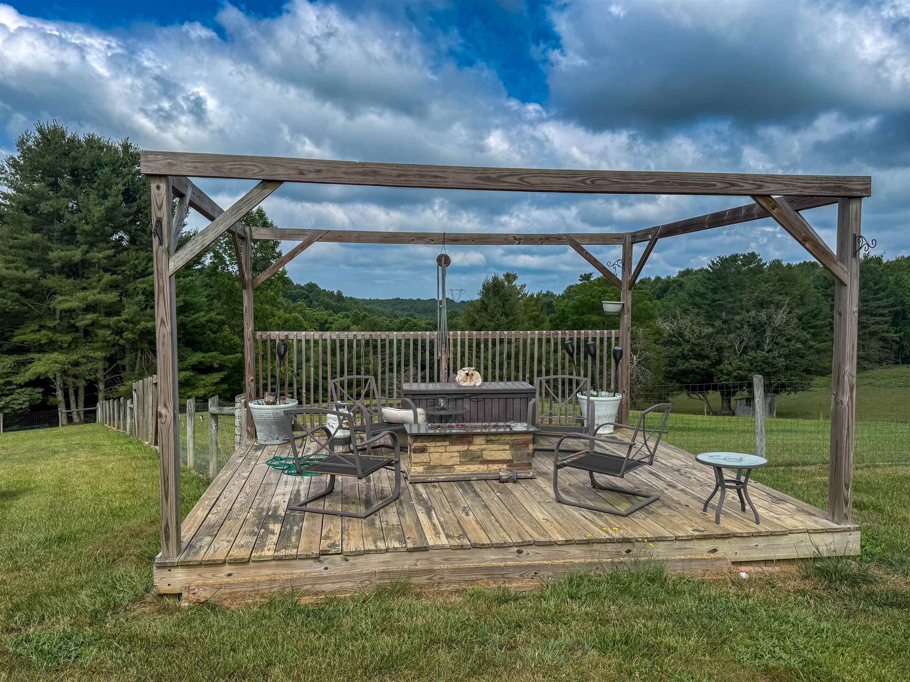 148 Vaughns Mill Road Indian Valley VA 24105