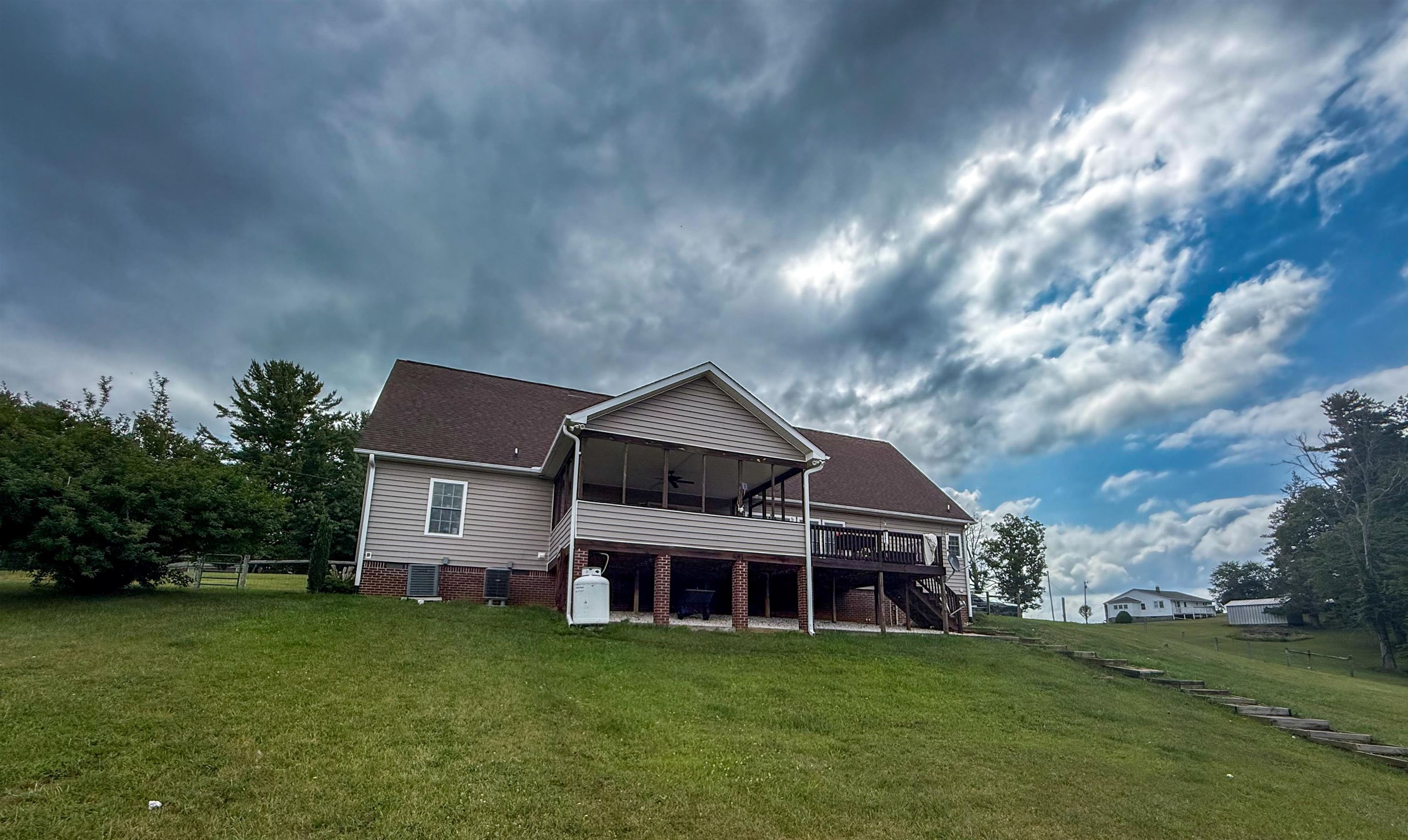 148 Vaughns Mill Road Indian Valley VA 24105