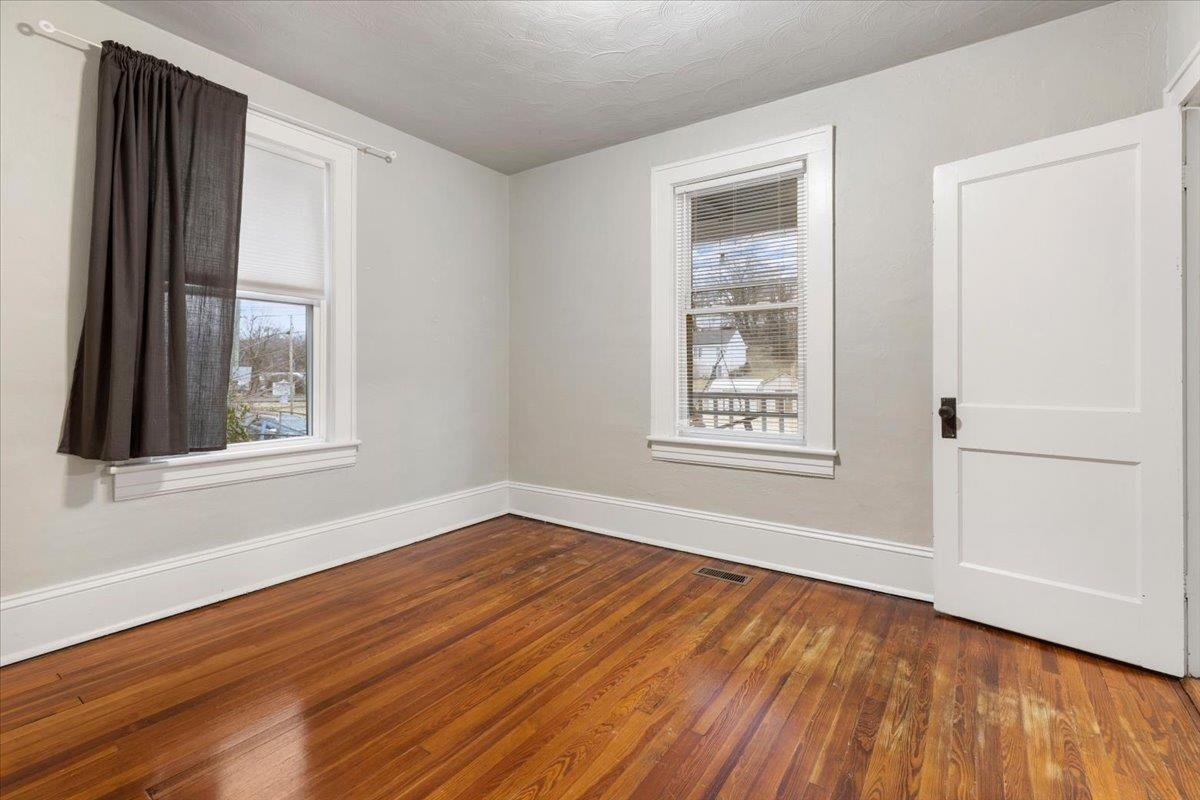 453 Dale Avenue Vinton VA 24179
