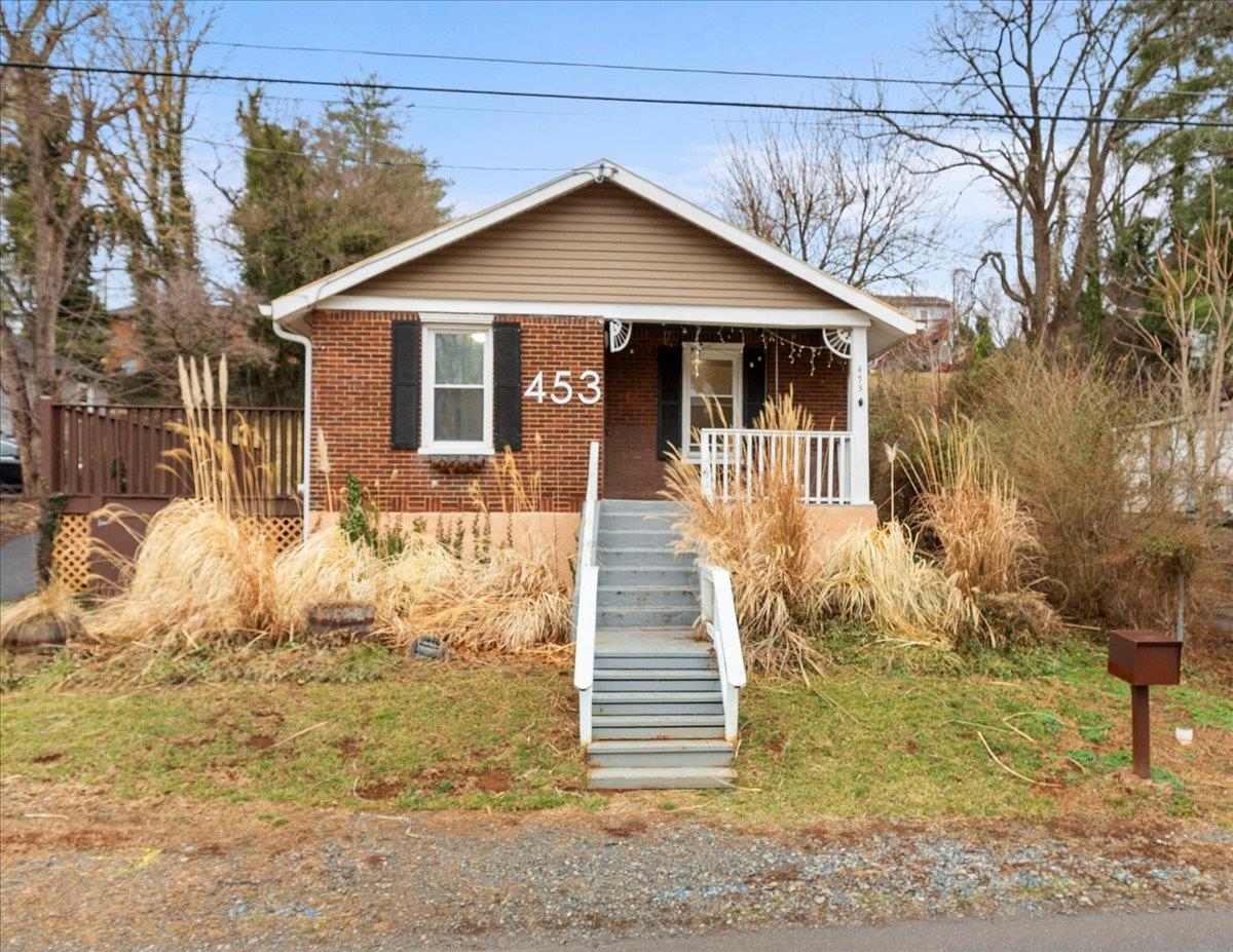 453 Dale Avenue Vinton VA 24179