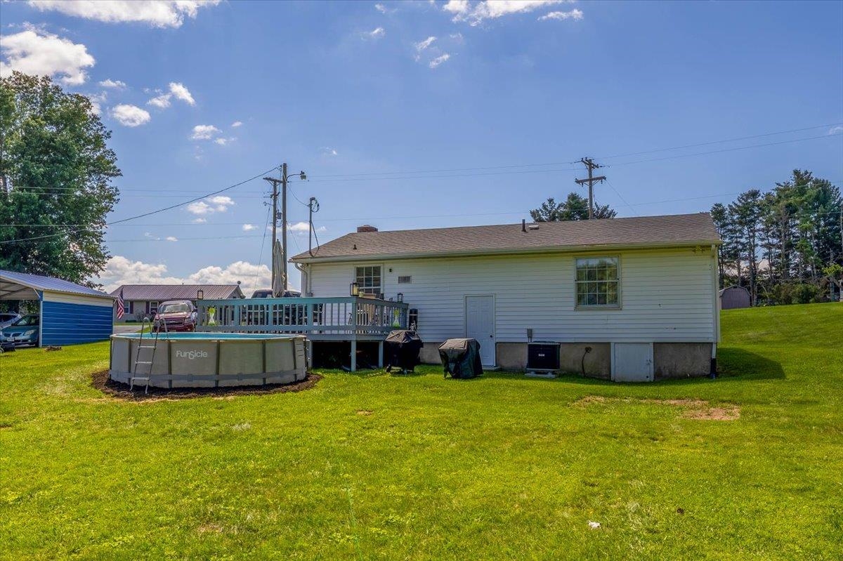 938 Boulder Lane Pilot VA 24138